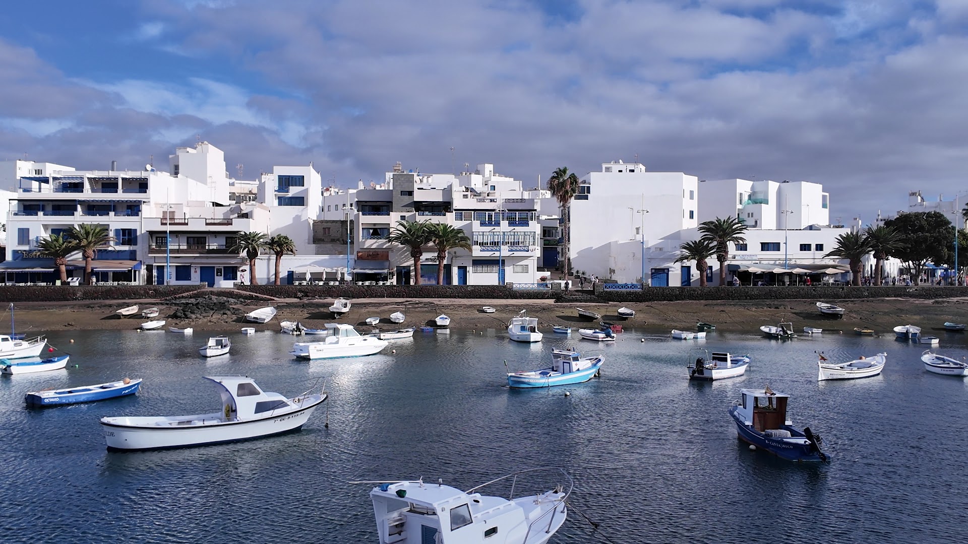 Tubing in Arrecife photo 3