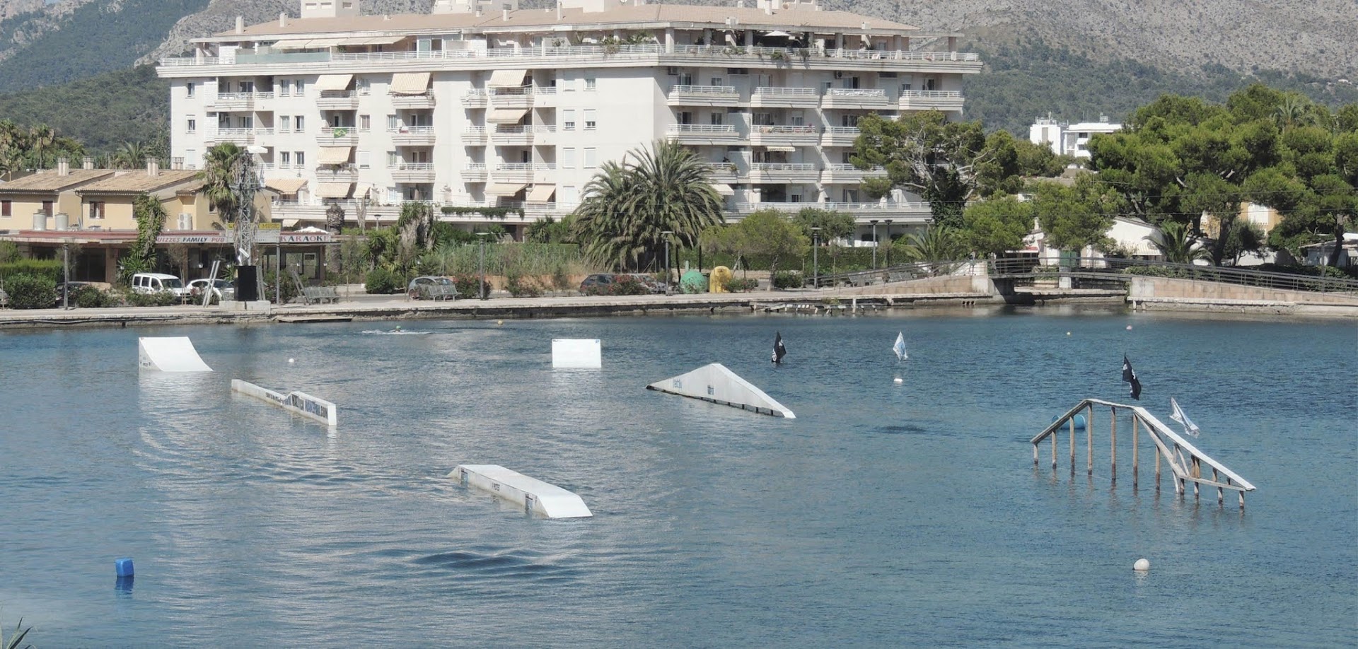 Wakeboarding in Cala Agulla photo 5