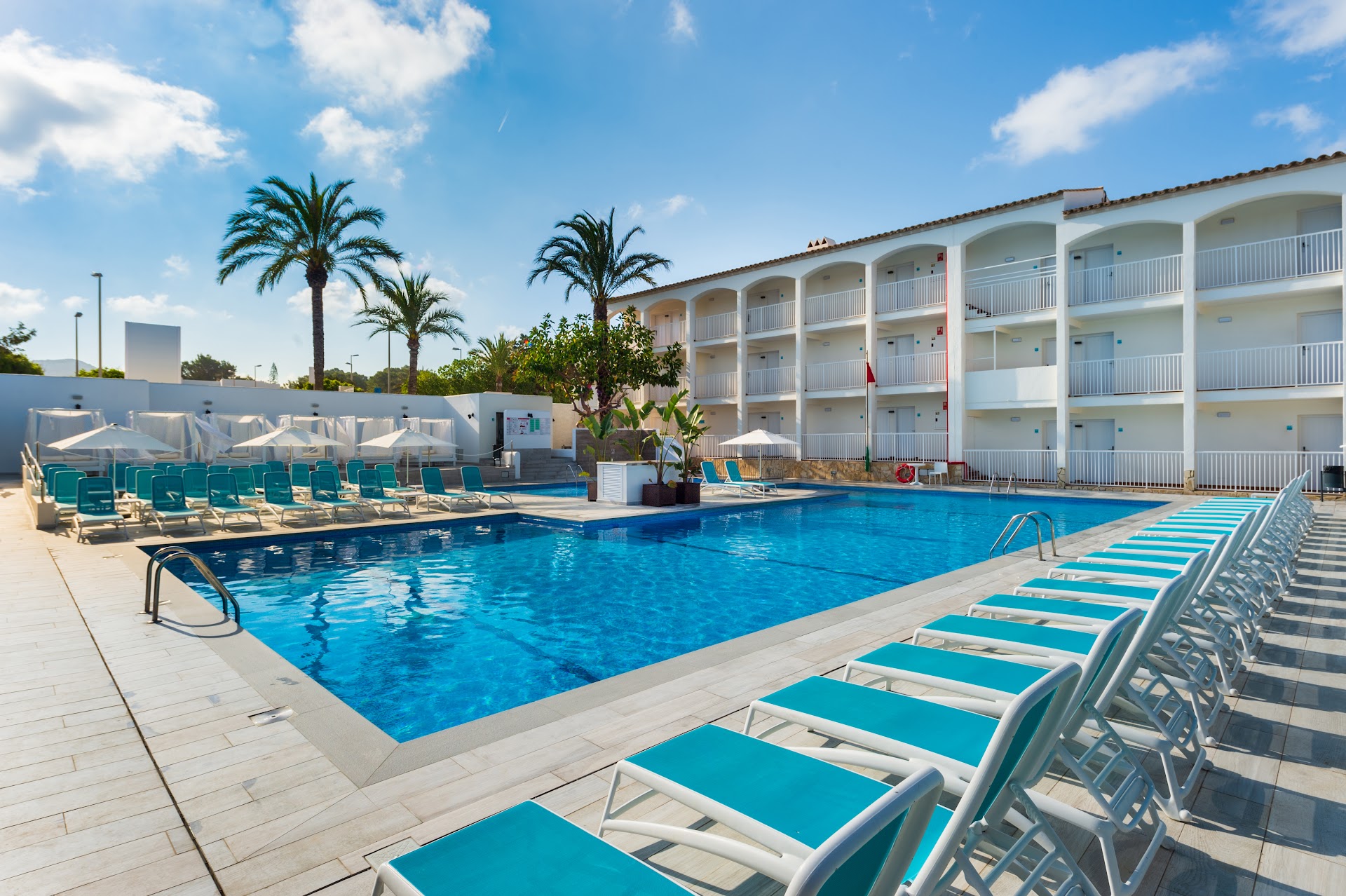 Wellness Retreat in Cala Tarida photo 2