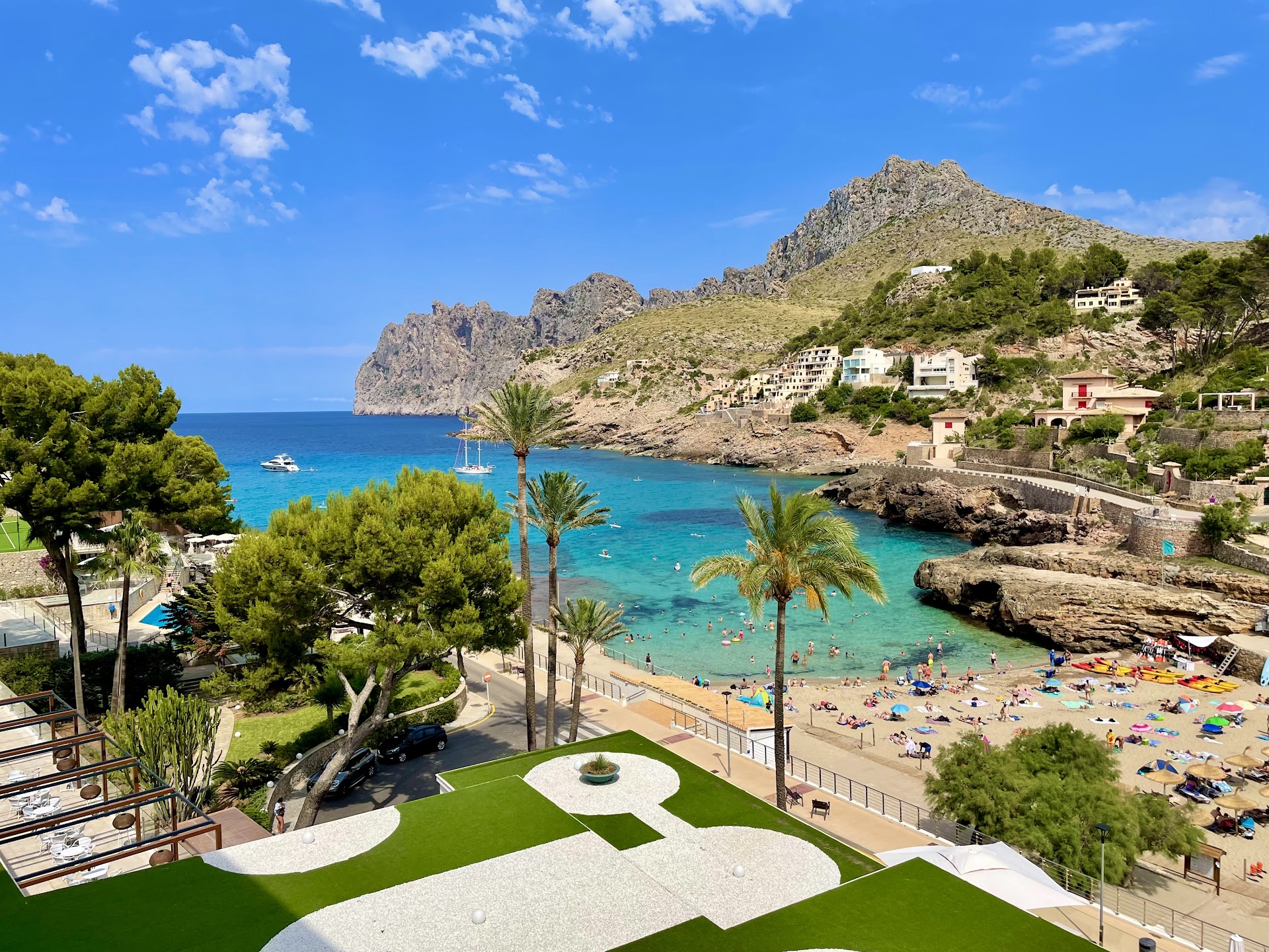 Tubing in Cala San Vicente photo 1