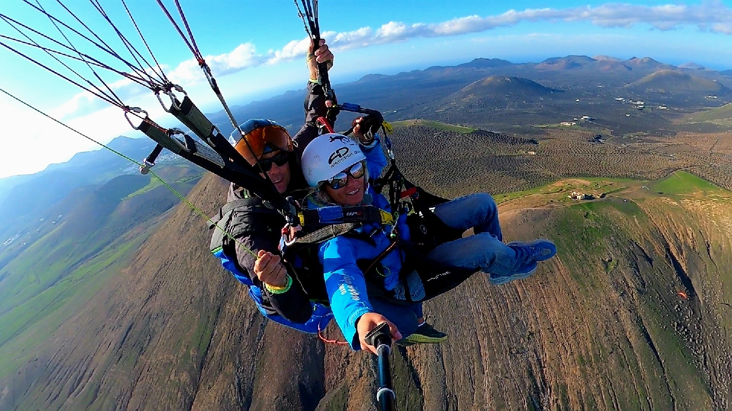 Parasailing CT photo 1
