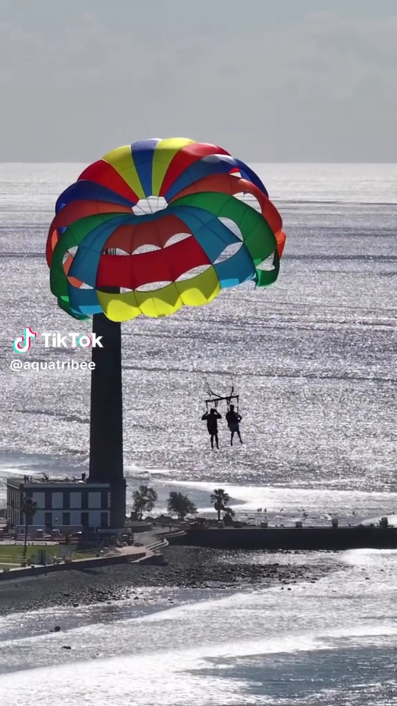 Parasailing in La Orotava photo 3