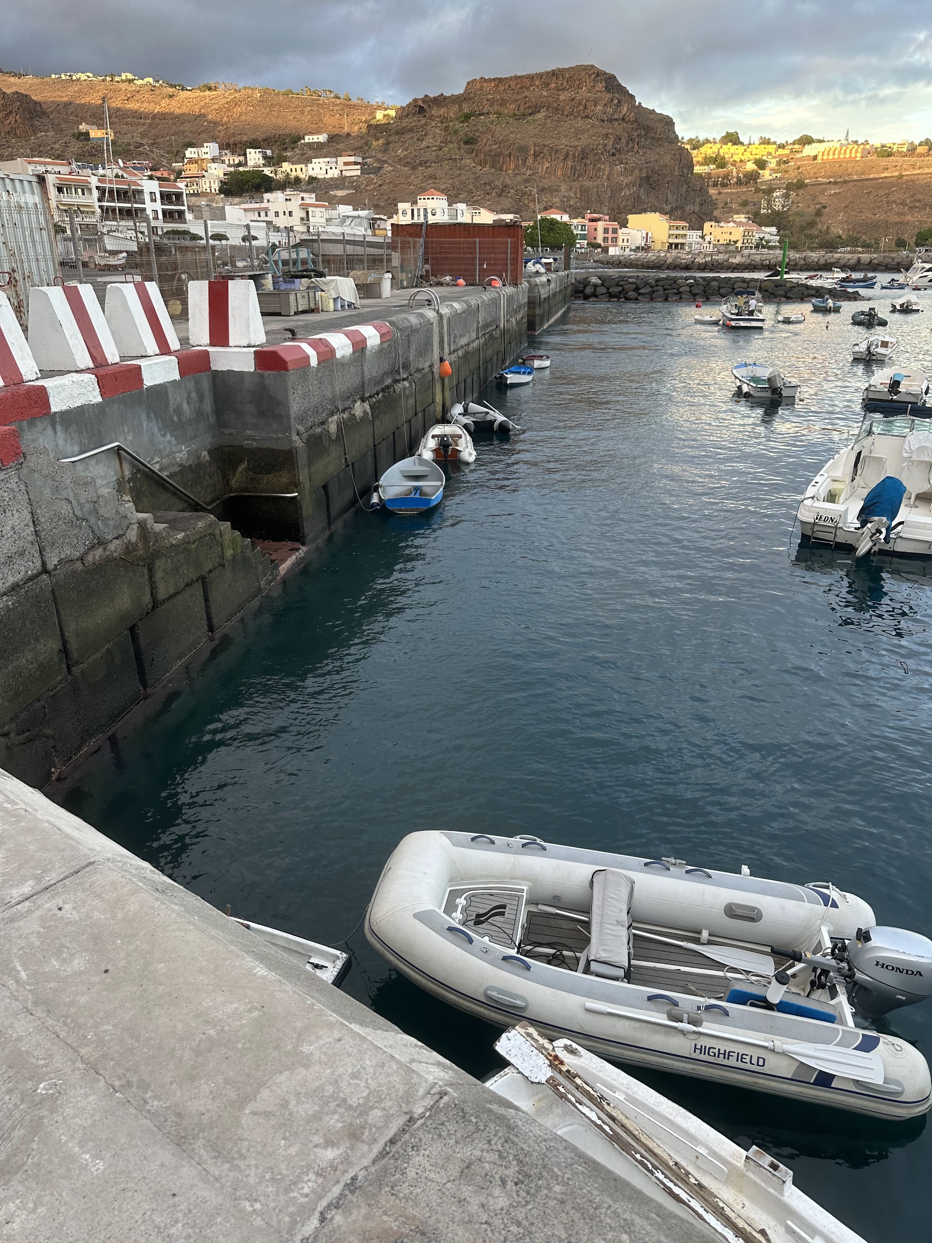 Puerto de Playa de Santiago