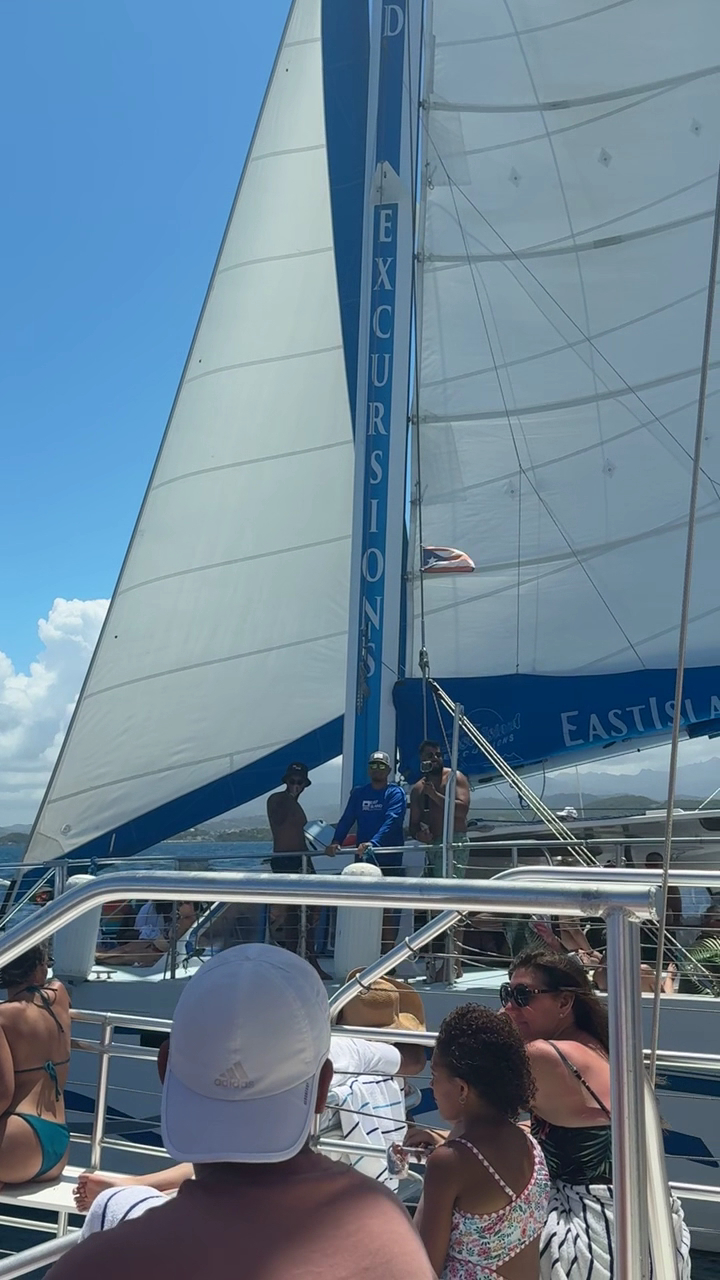 Catamaran PR photo 3