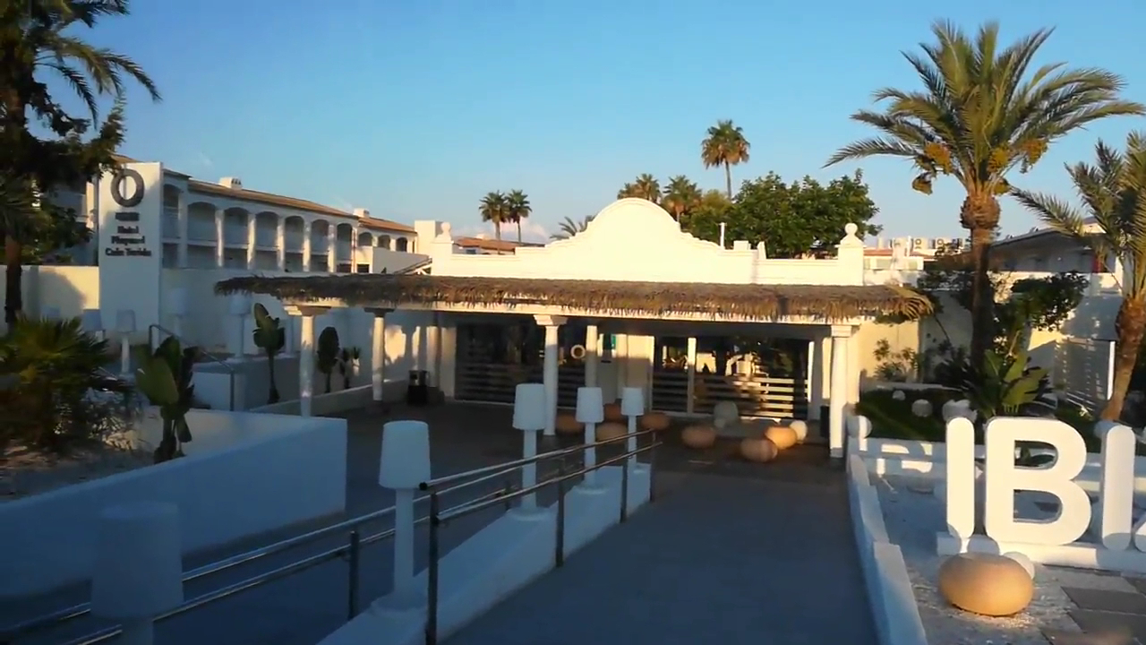Island Hopping Tour in Cala Bassa photo 5