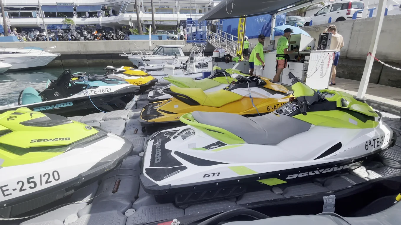 Radikal Jet Ski