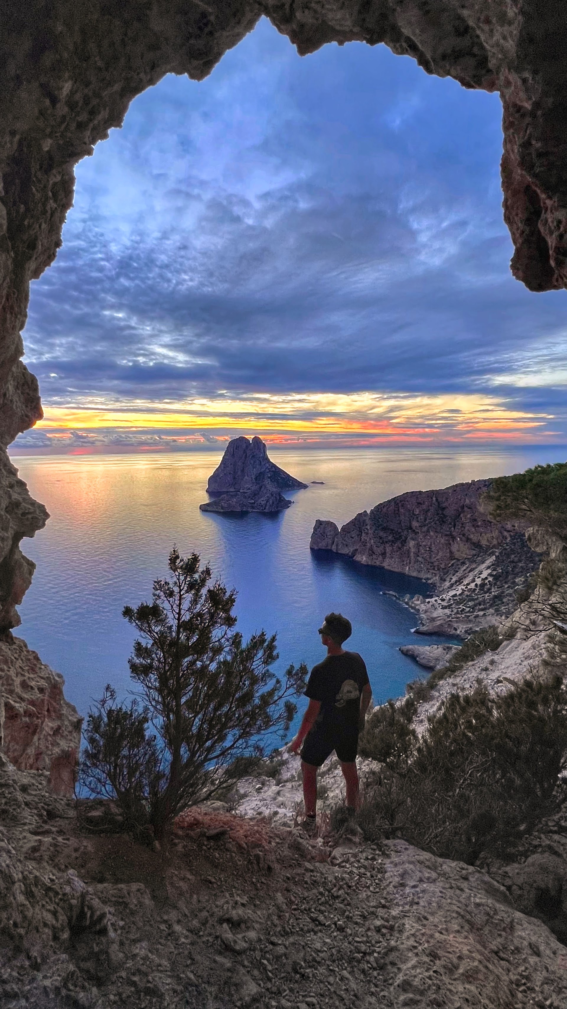 Island Hopping Tour in Cala Tarida photo 4