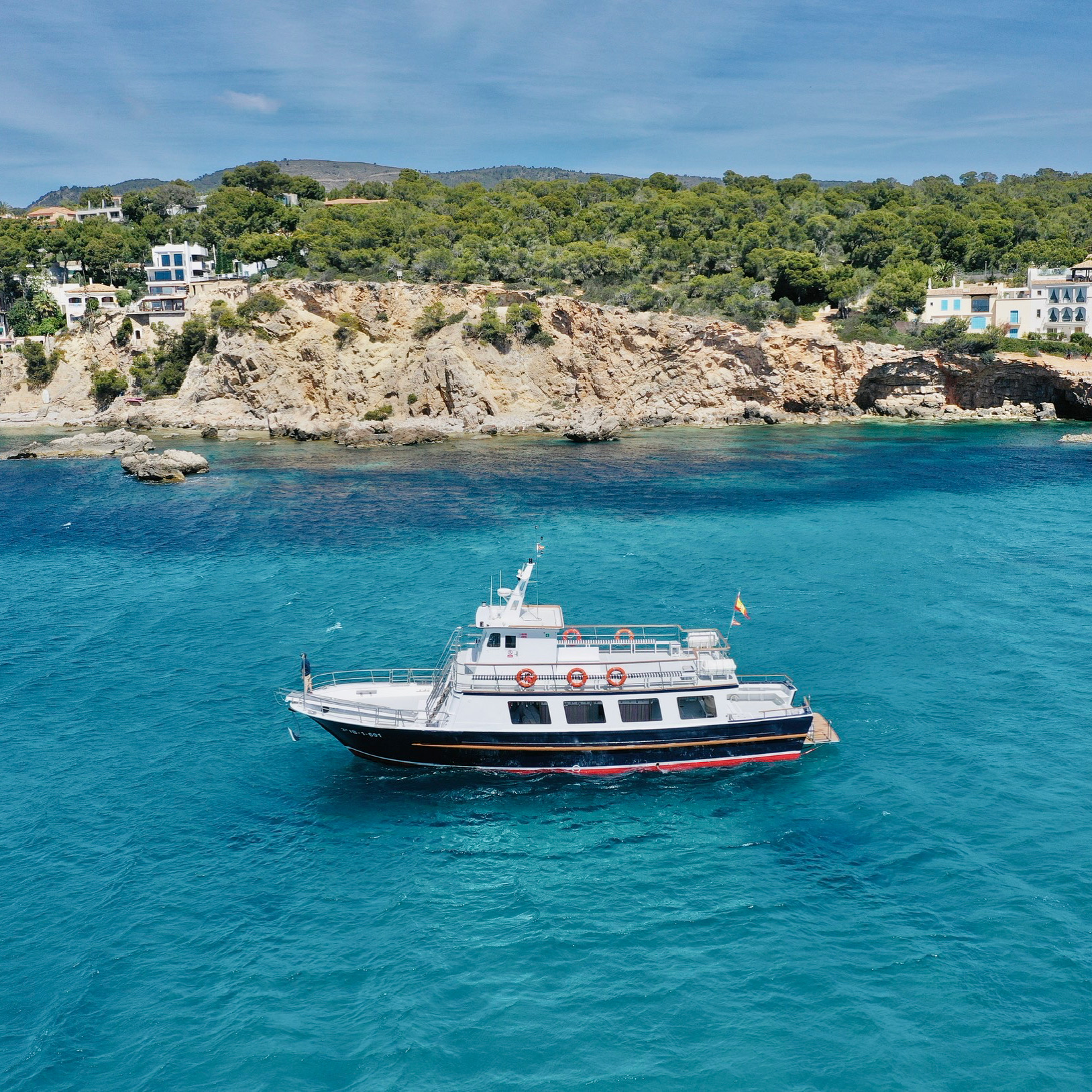 Champagne Cruises in C'an Pastilla photo 1