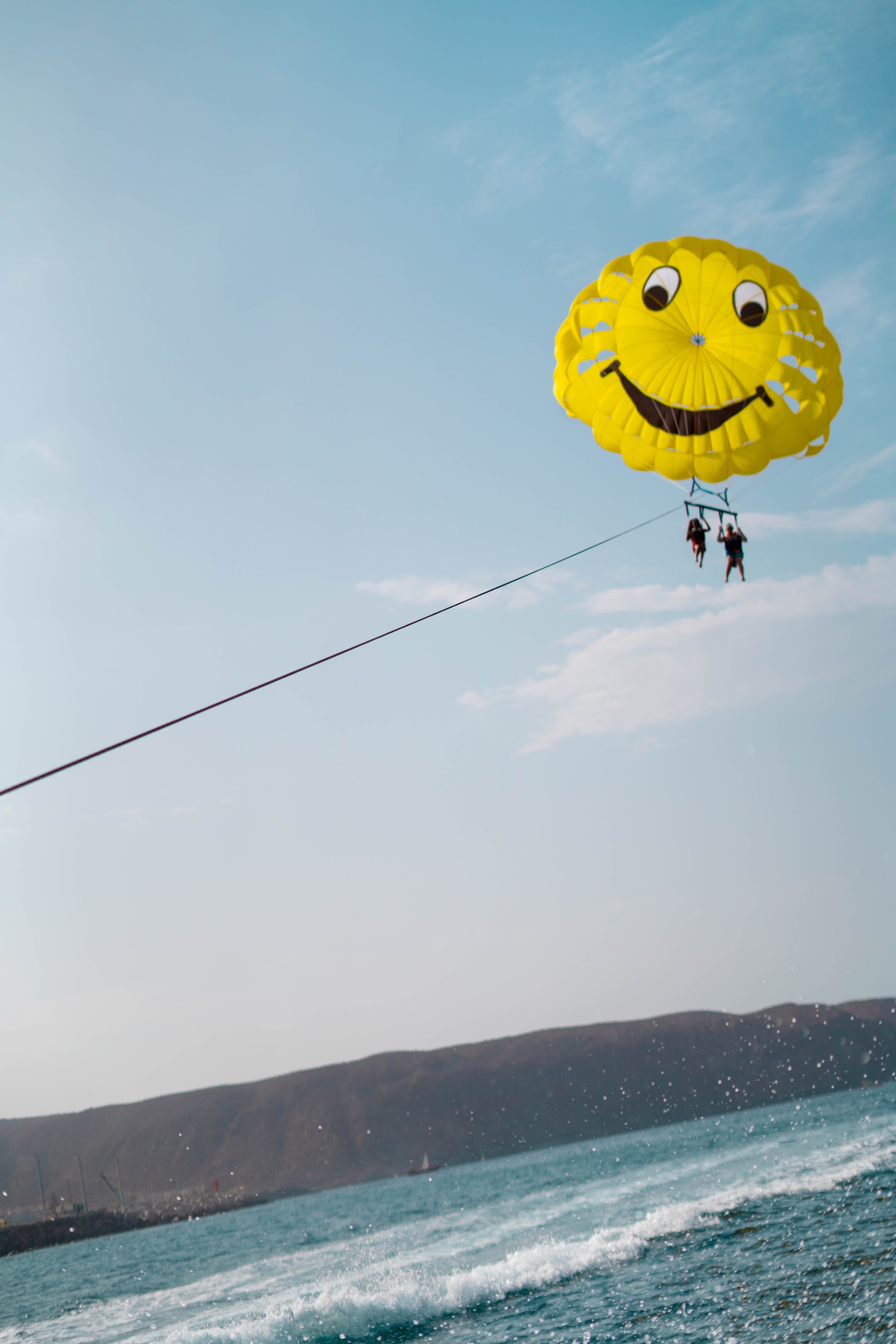 Parasailing in Golf del Sur photo 3