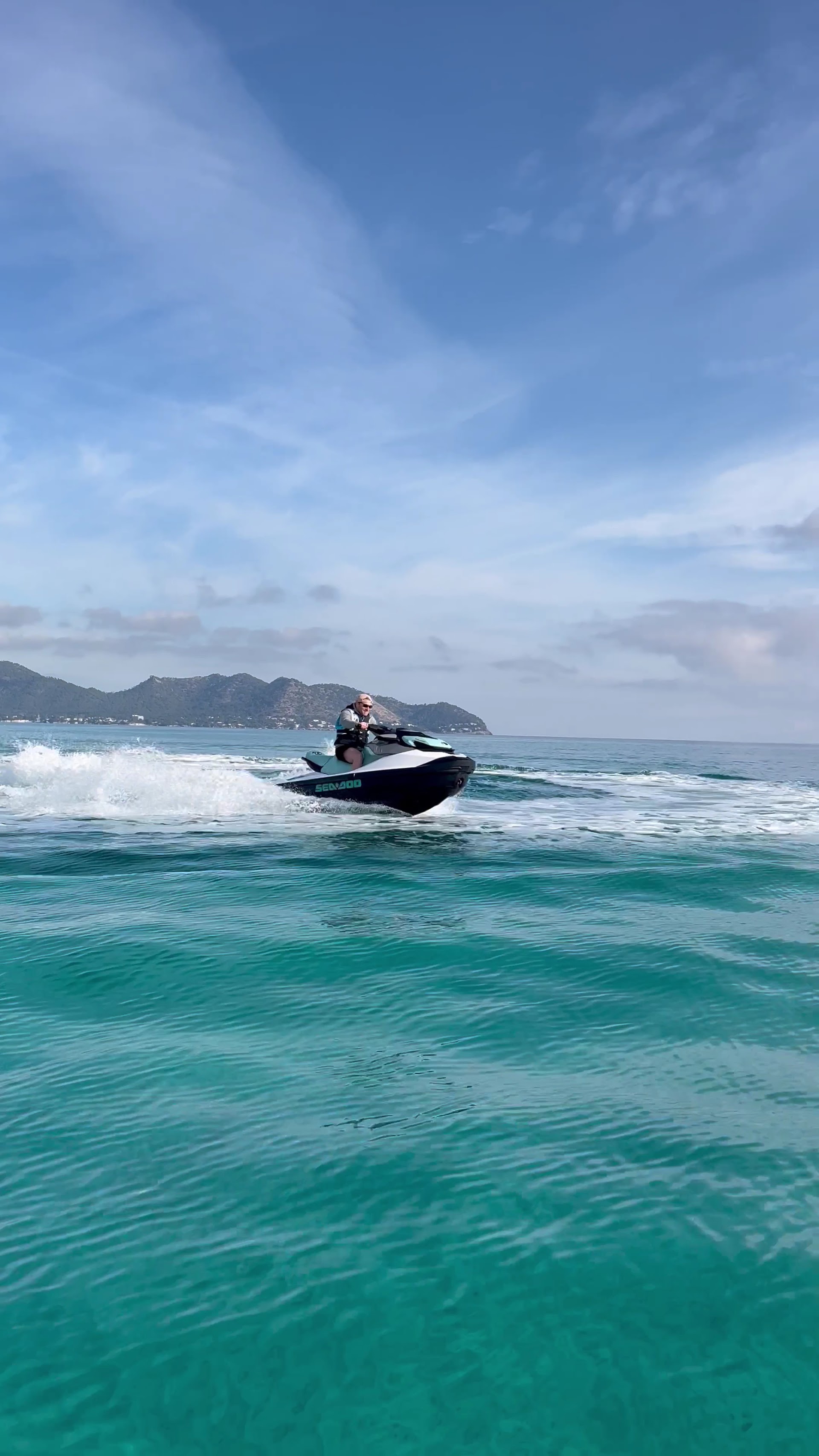 Jetski Rental in Cala Mesquida photo 4