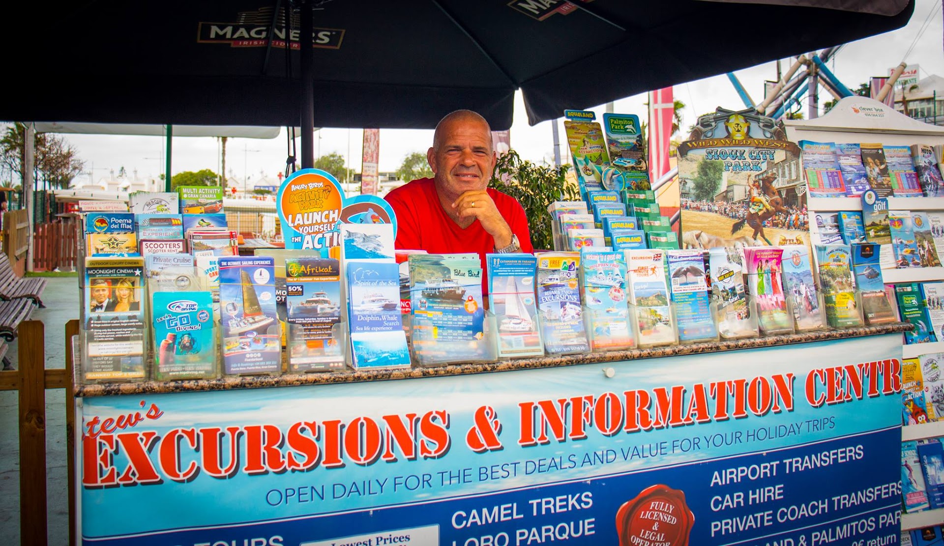 Stew's Excursions & Information Centre