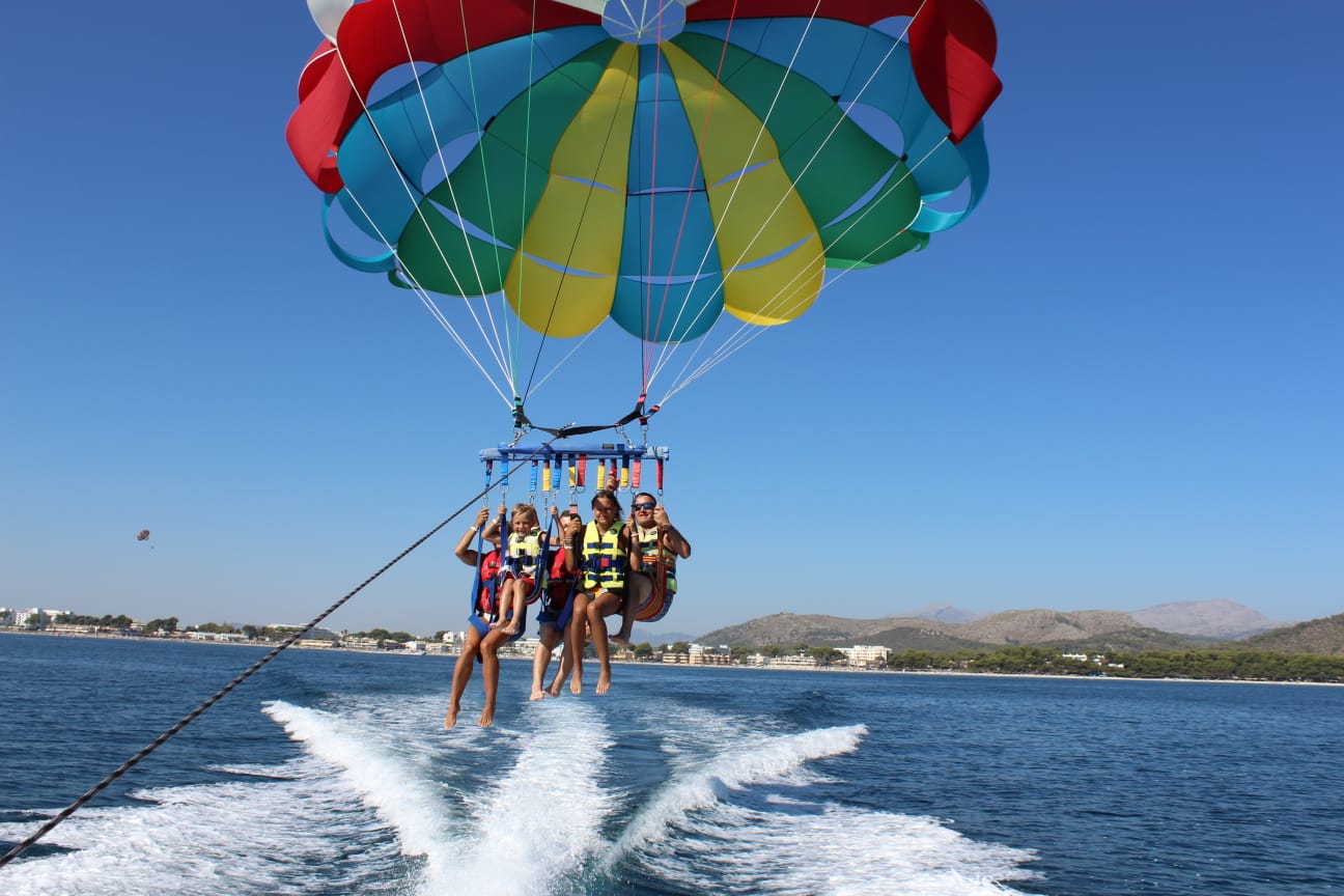 Parasailing in Cala San Vicente photo 1