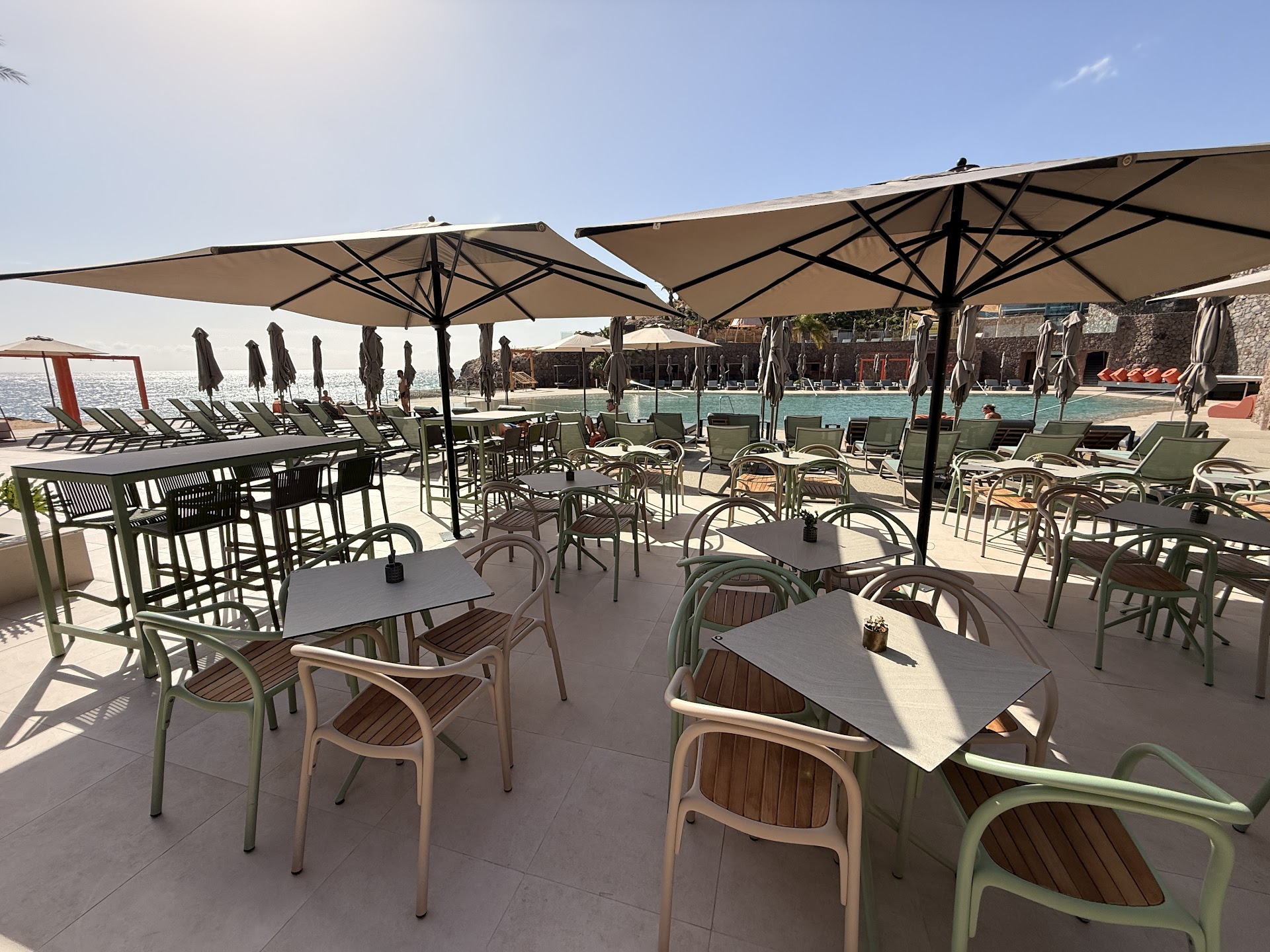 Lagoon Beach Club