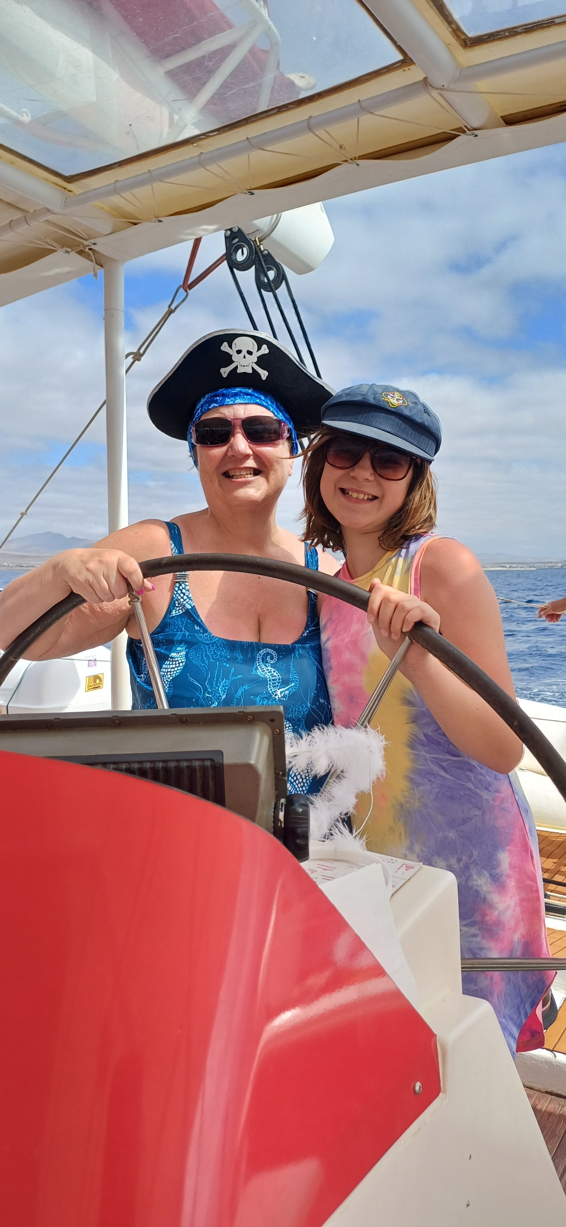 Family Boat Trips in Caleta de Fuste photo 2