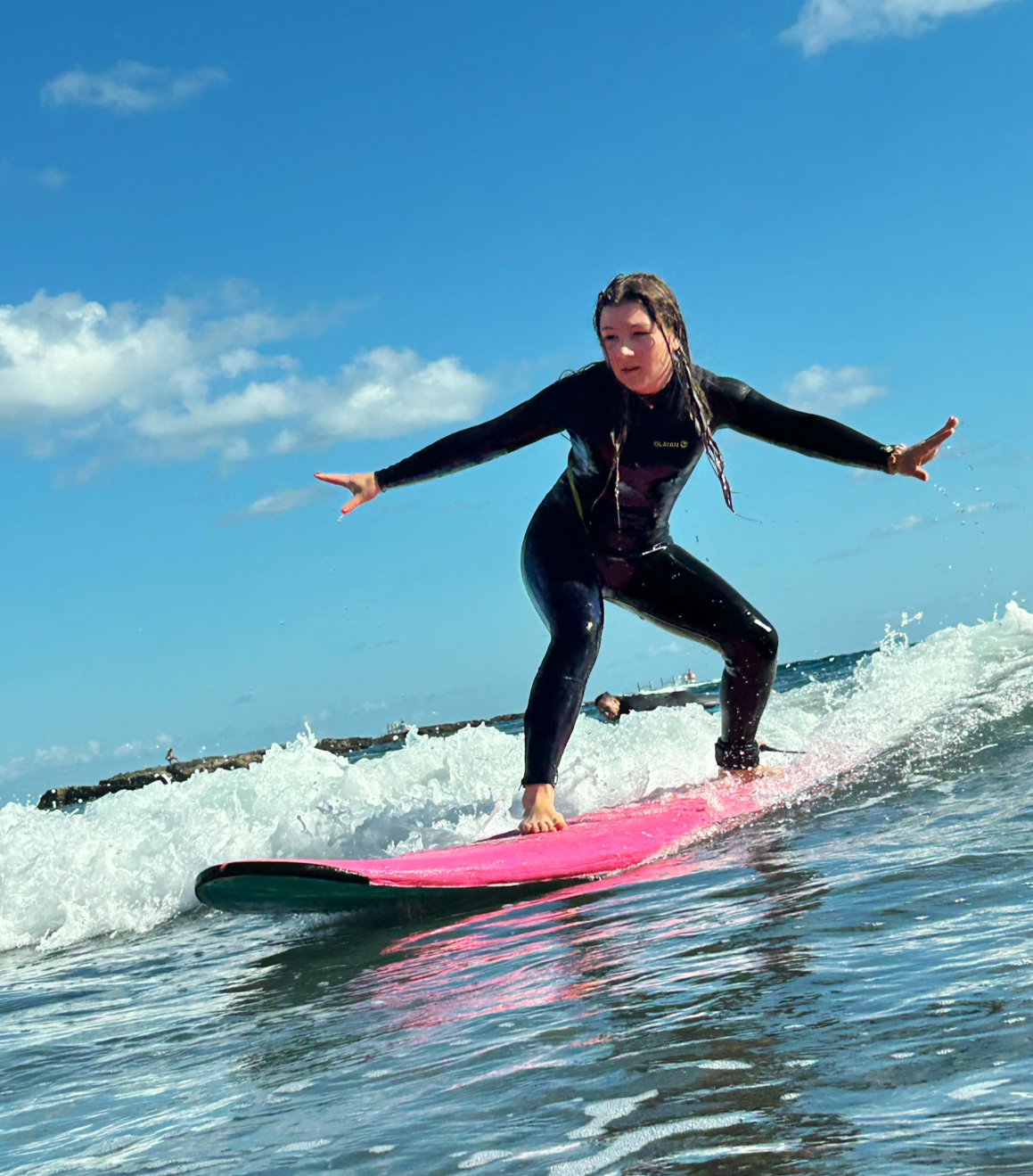 ONWAVES SURF Gran Canaria Surfschool & Camp