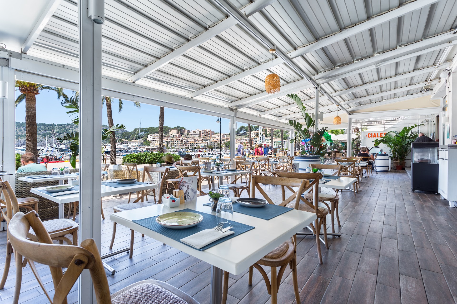 Beach Club & Bali Beds in Port de Sóller photo 2