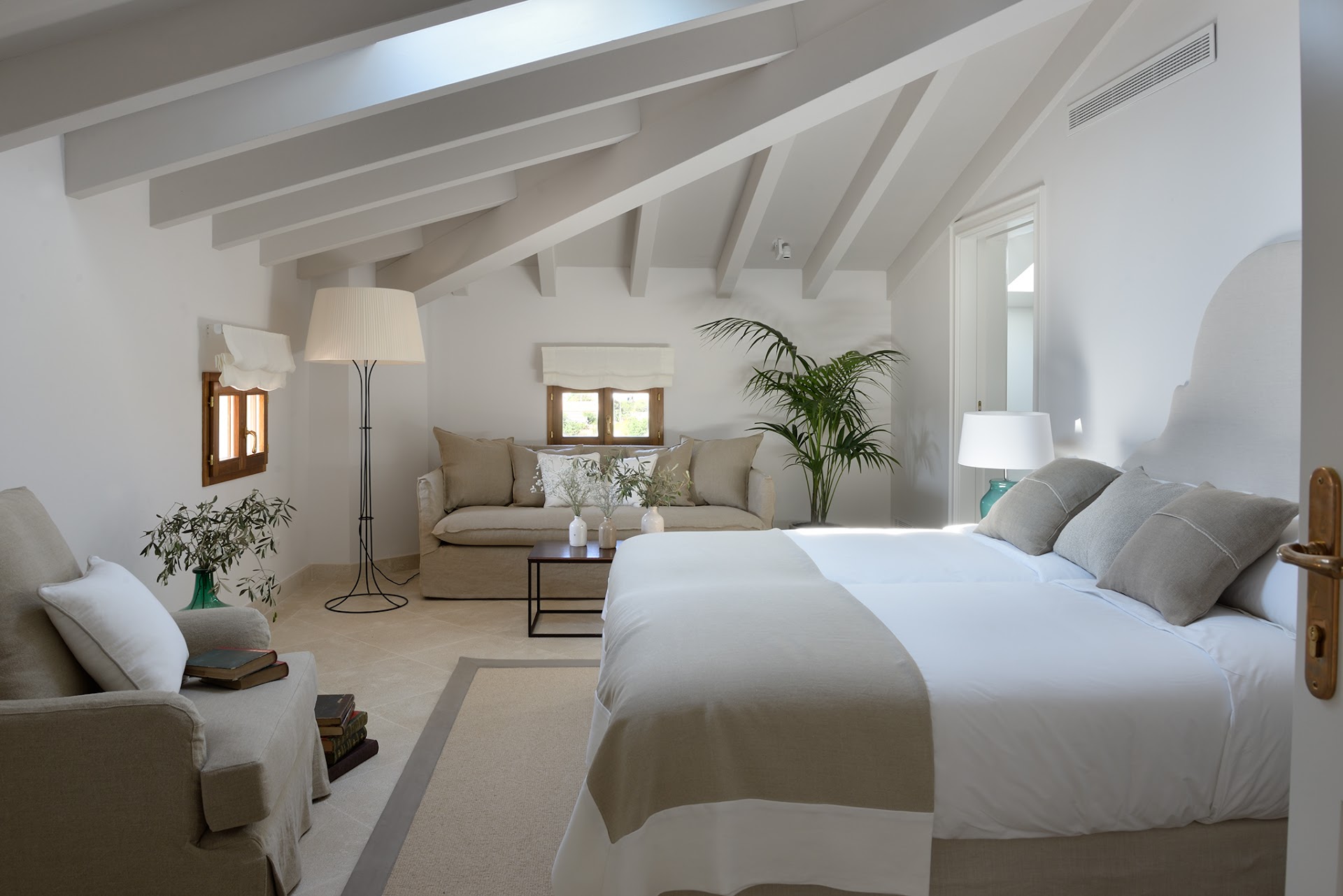 Wellness Retreat in Cala San Vicente photo 2