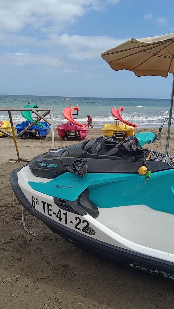 Water Skiing in Los Gigantes photo 2