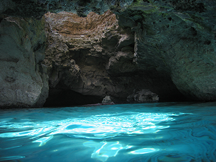 Island Hopping Tour in Cala Saona photo 4