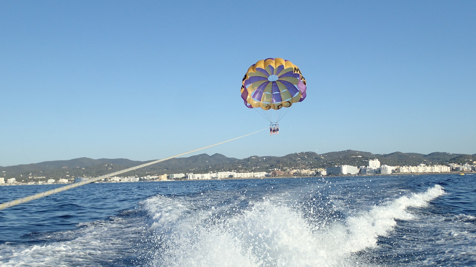 Paragliding in Cala de Bou photo 4