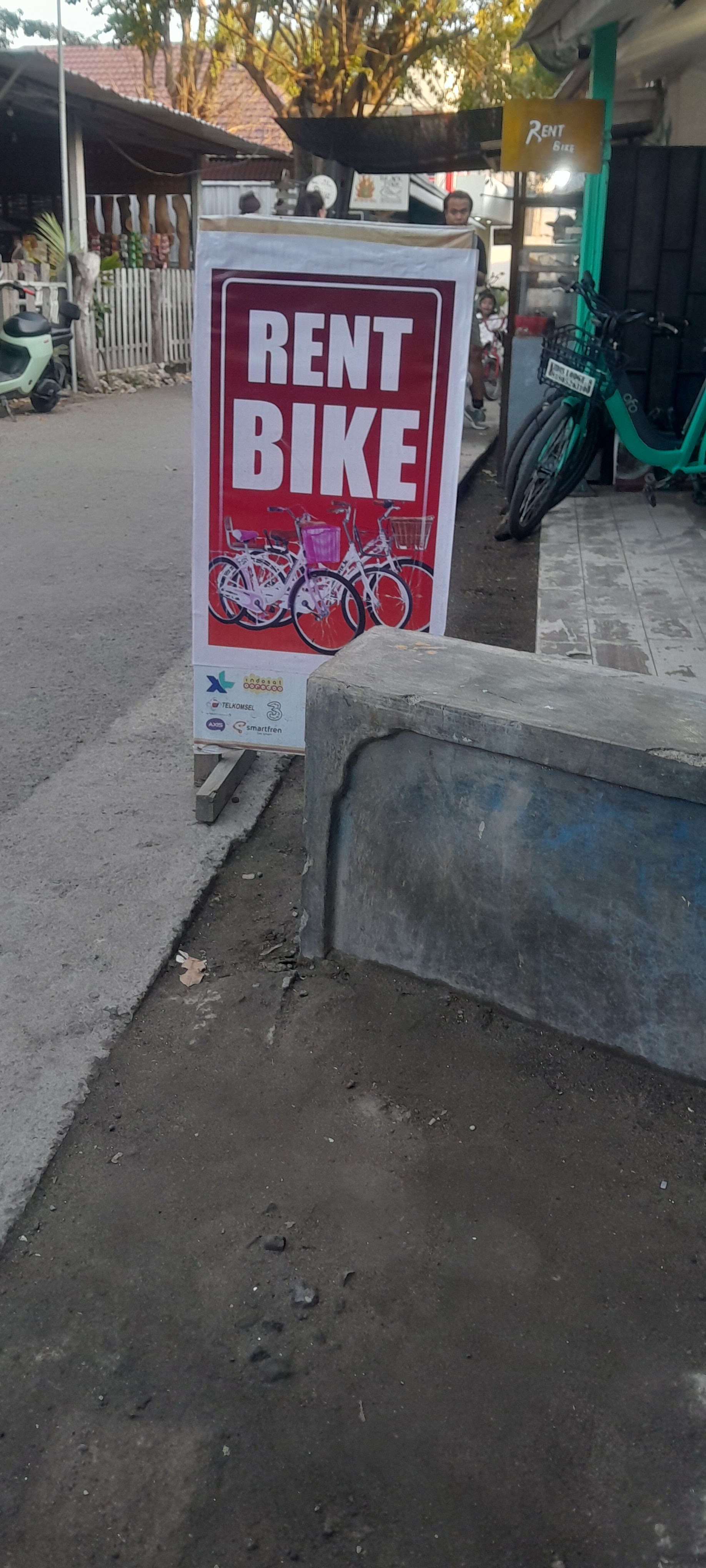 Kidi's rent bike
