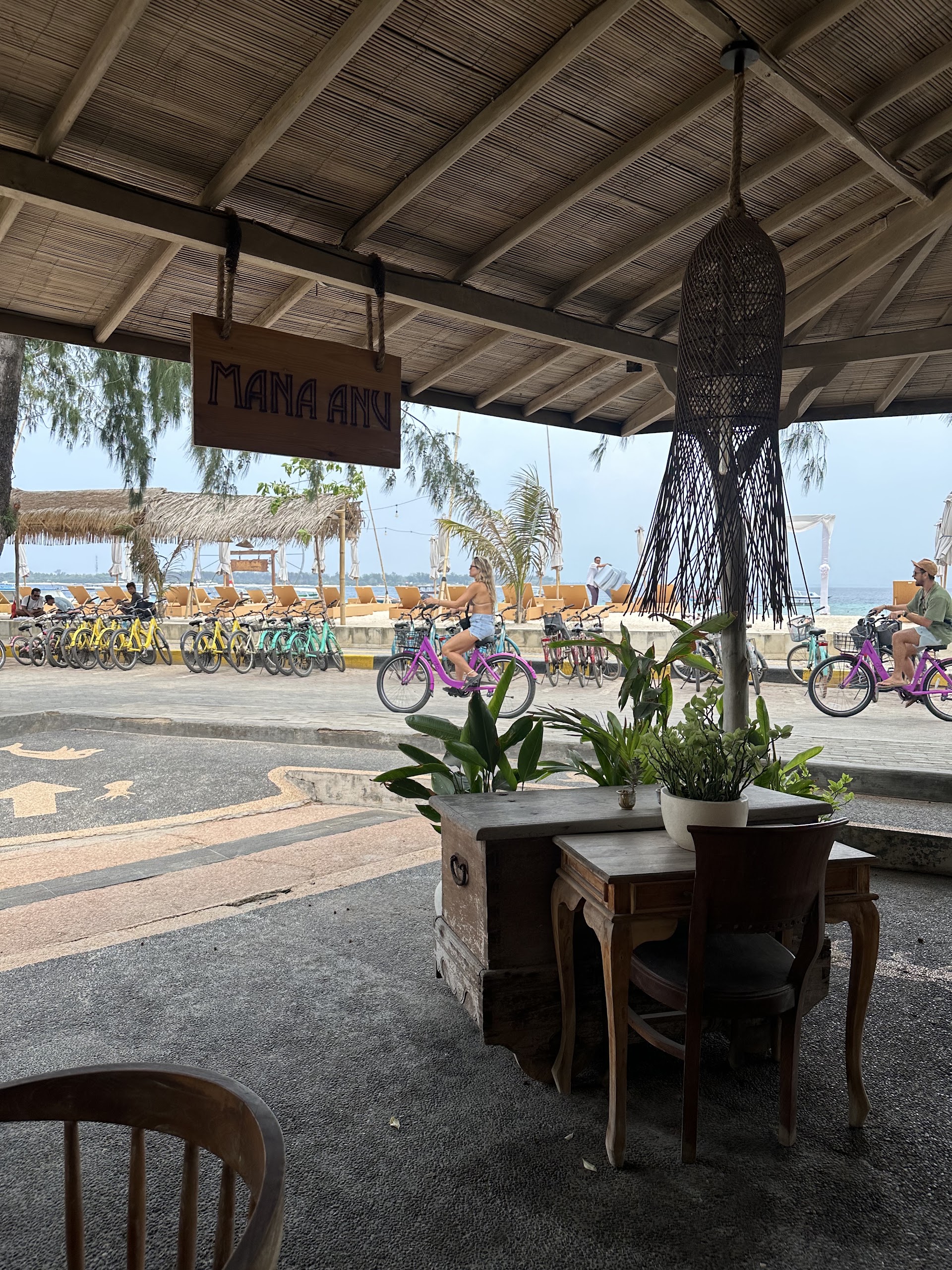 Coffee Shops in center