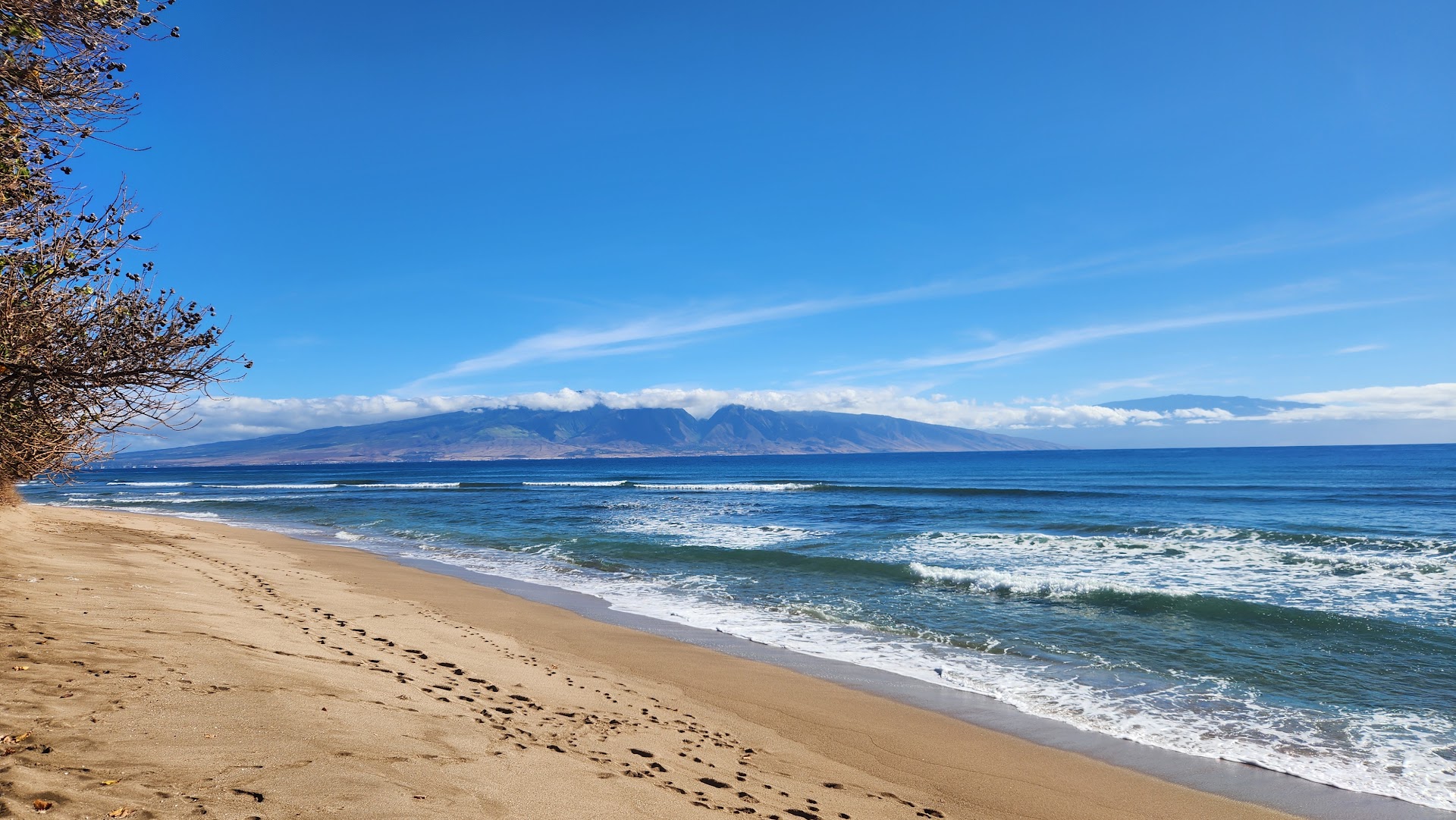 Lopa Beach