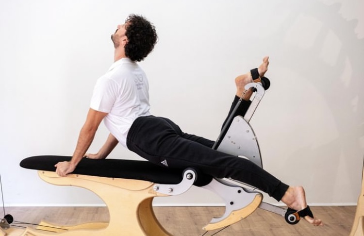 Living Balance Studio (centro di formazione. Palermo GYROTONIC®️ Palermo
