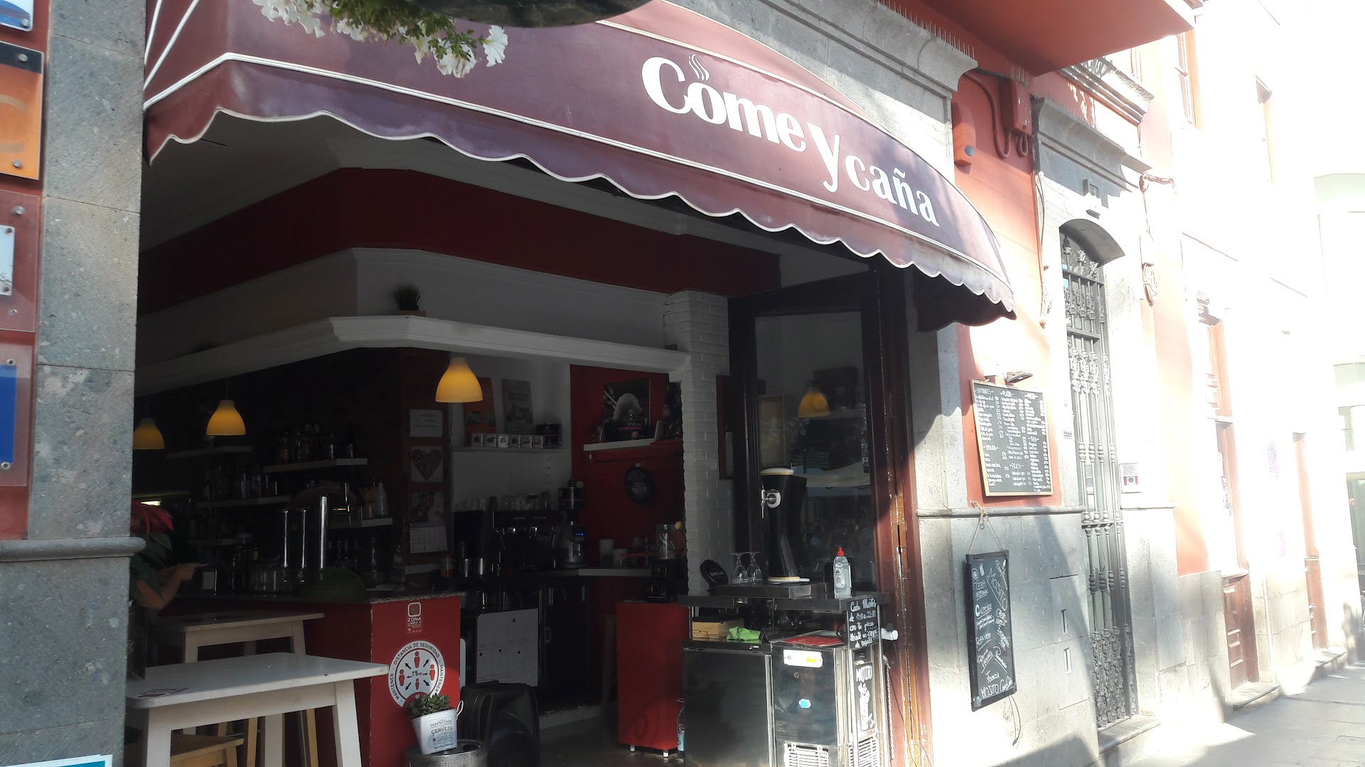 Come y Caña
