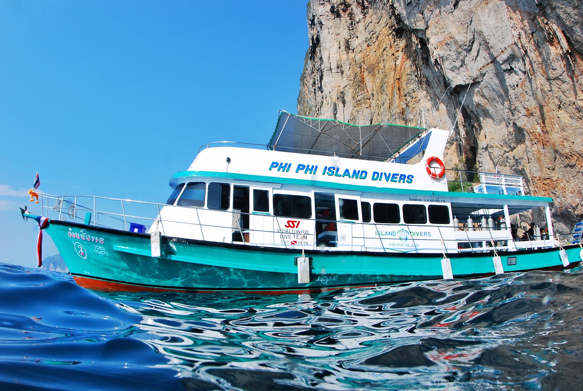 Language Schools in Phi Phi Leh