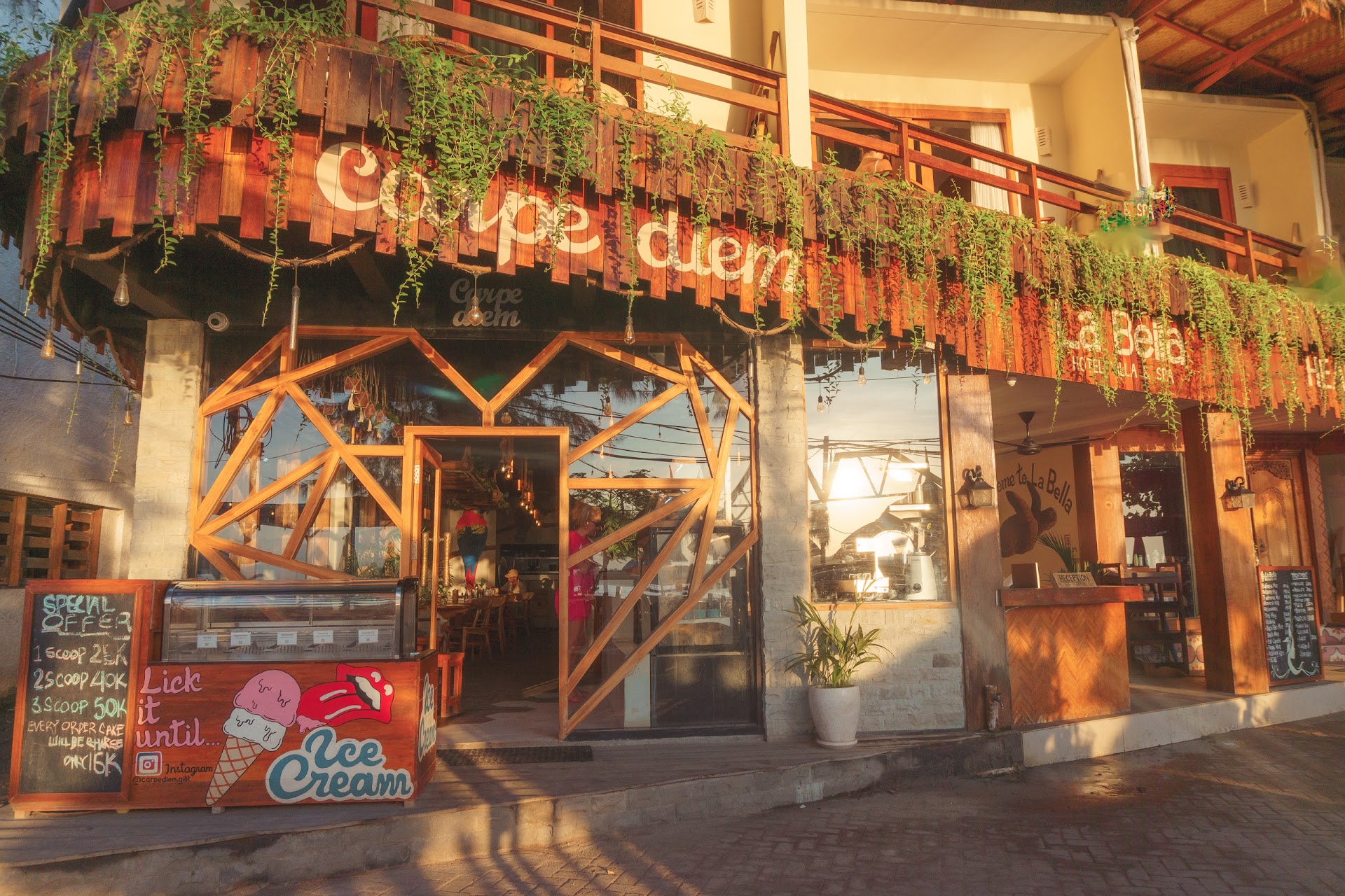 Carpe Diem - Coffee & Restaurant - Gili Trawangan