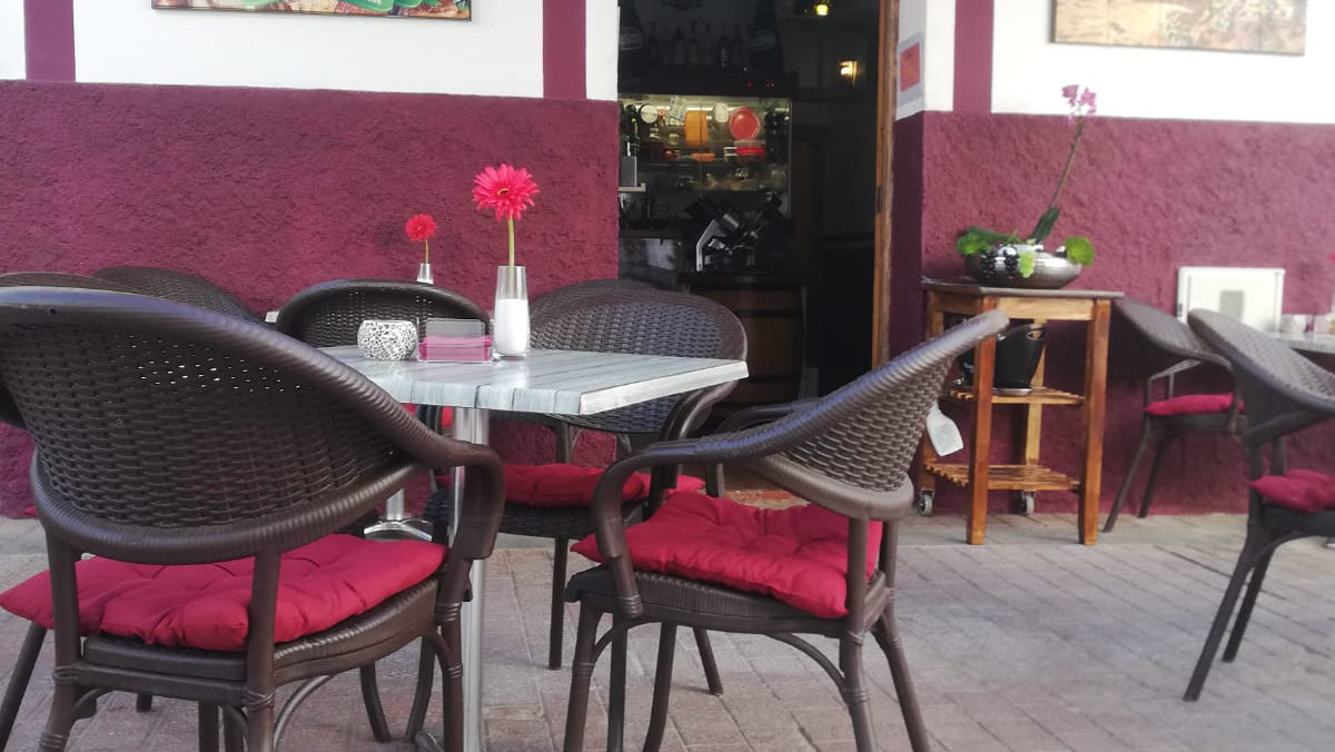 La Casita Wine Bar