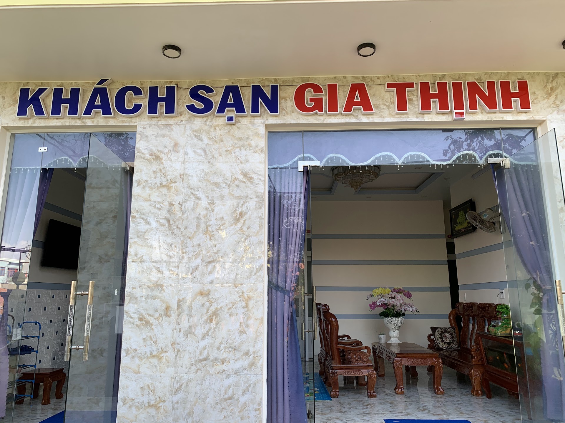 Hostels in Ly Son Town