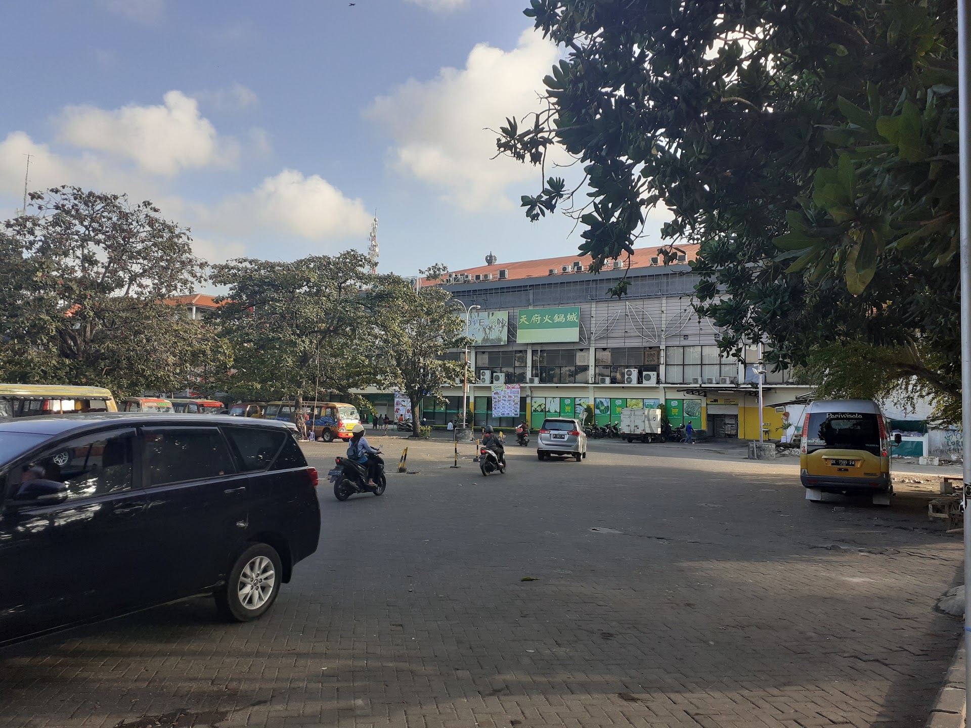 Sentral Parkir Kuta