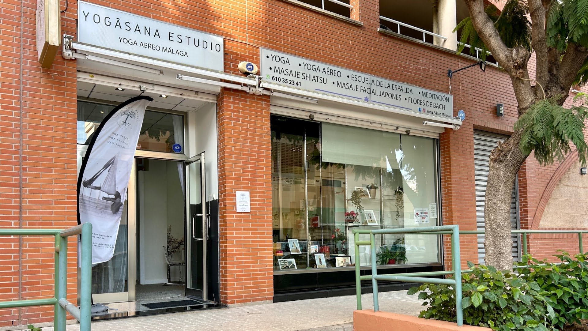 Yoga Aéreo Malaga - Yogāsana Estudio
