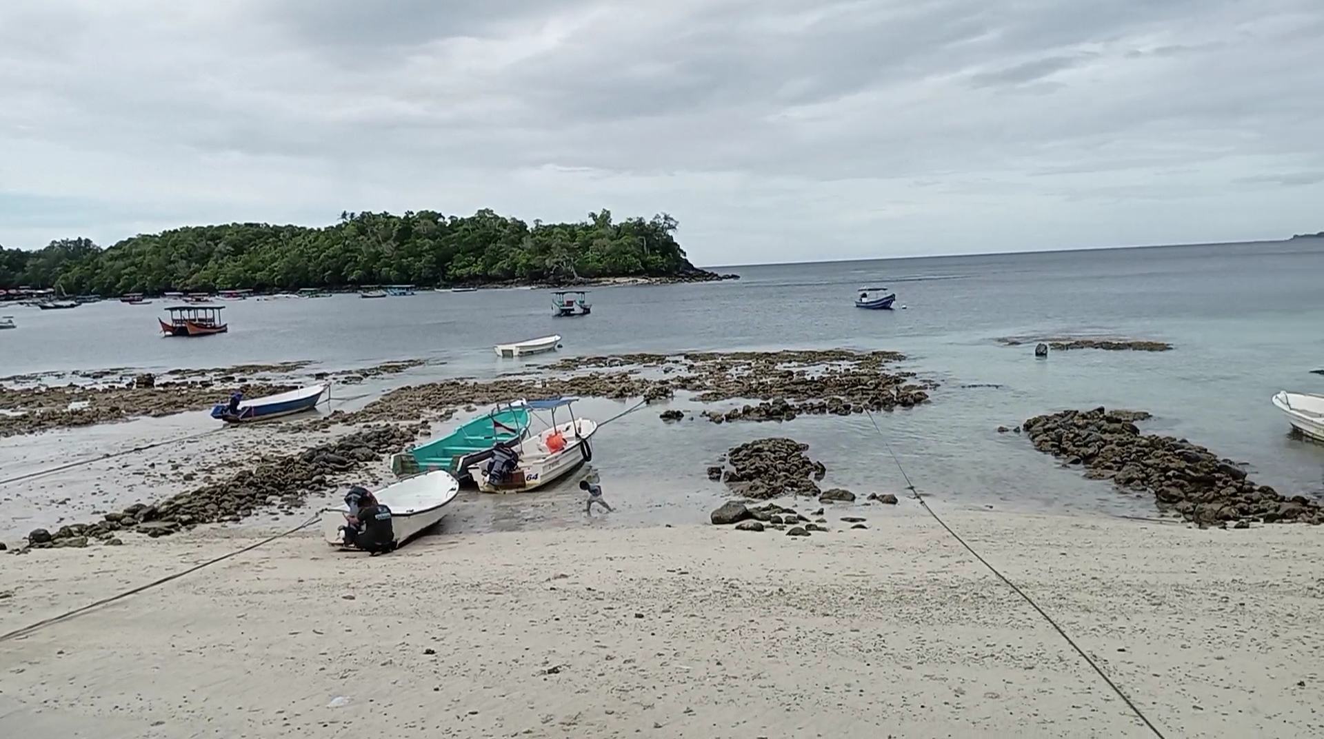 Pelabuhan Teupin Layeu iboih, pelabuhan penyebrangan dari pantai Iboih ke pulau rubiah