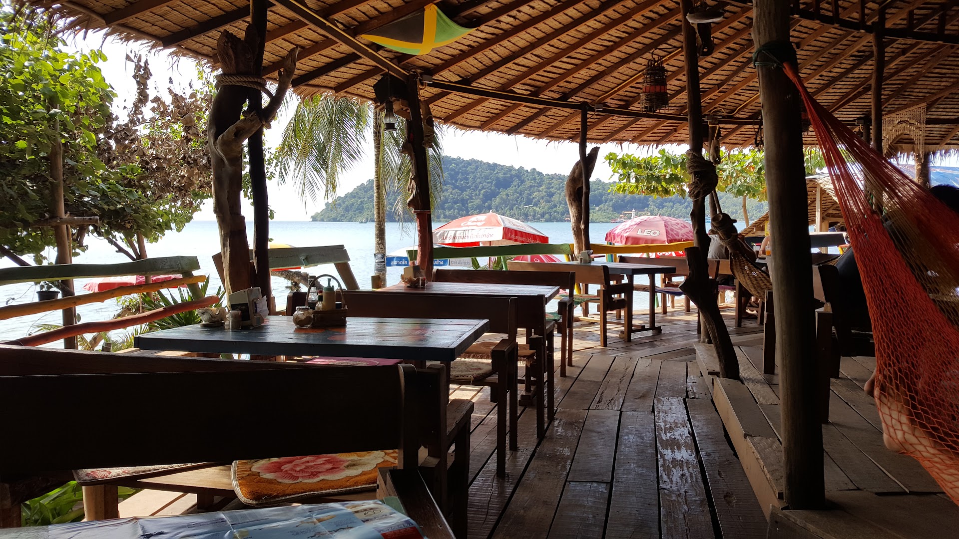 Ido Ido Restaurant & Chill out Bar