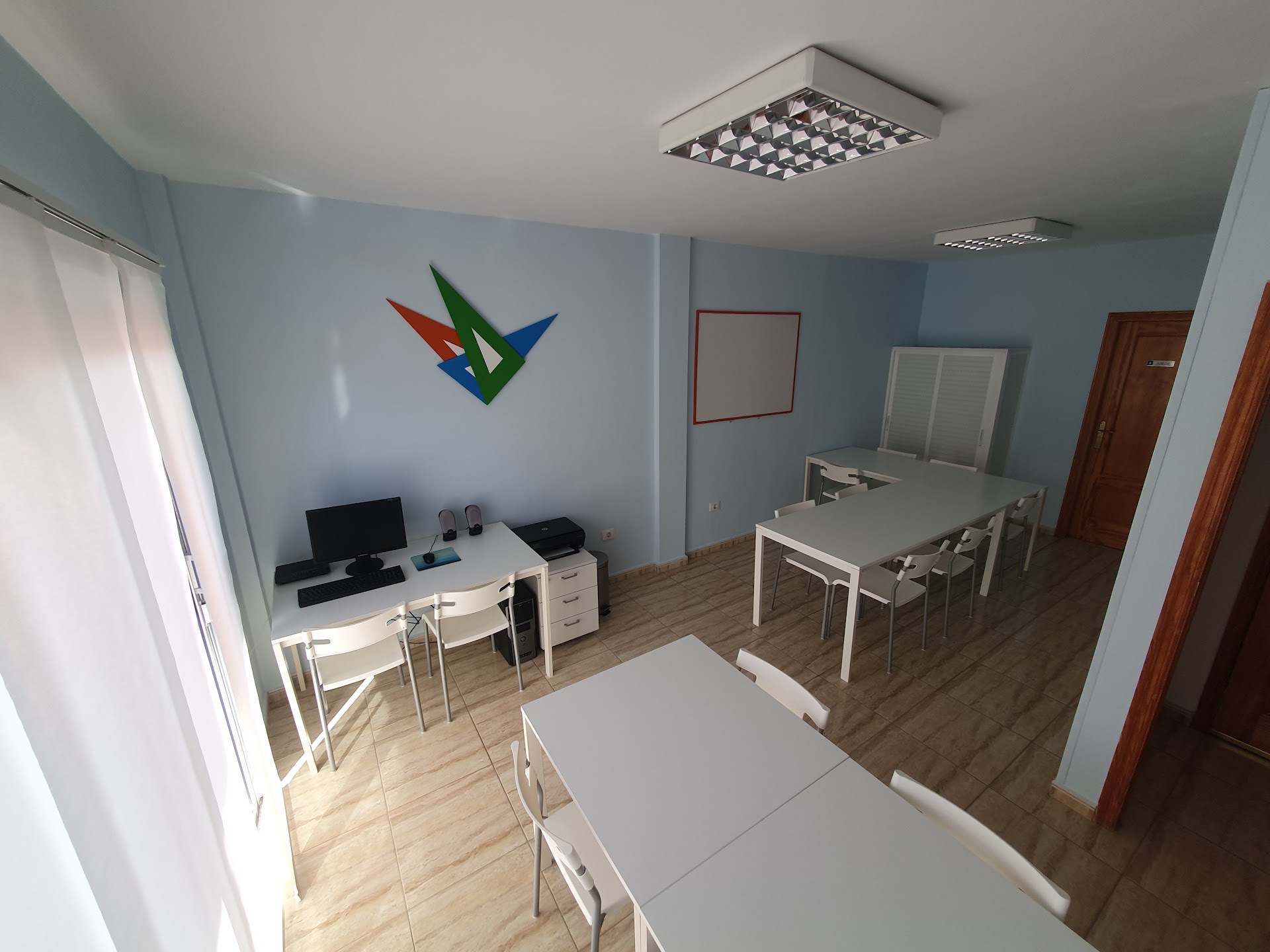Language Campus - Los Cristianos