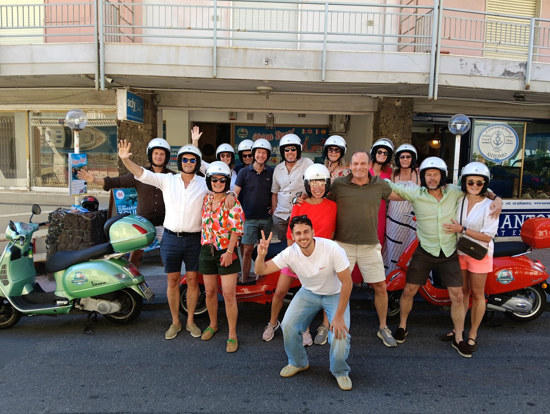 Vesparun Taormina rent & discover