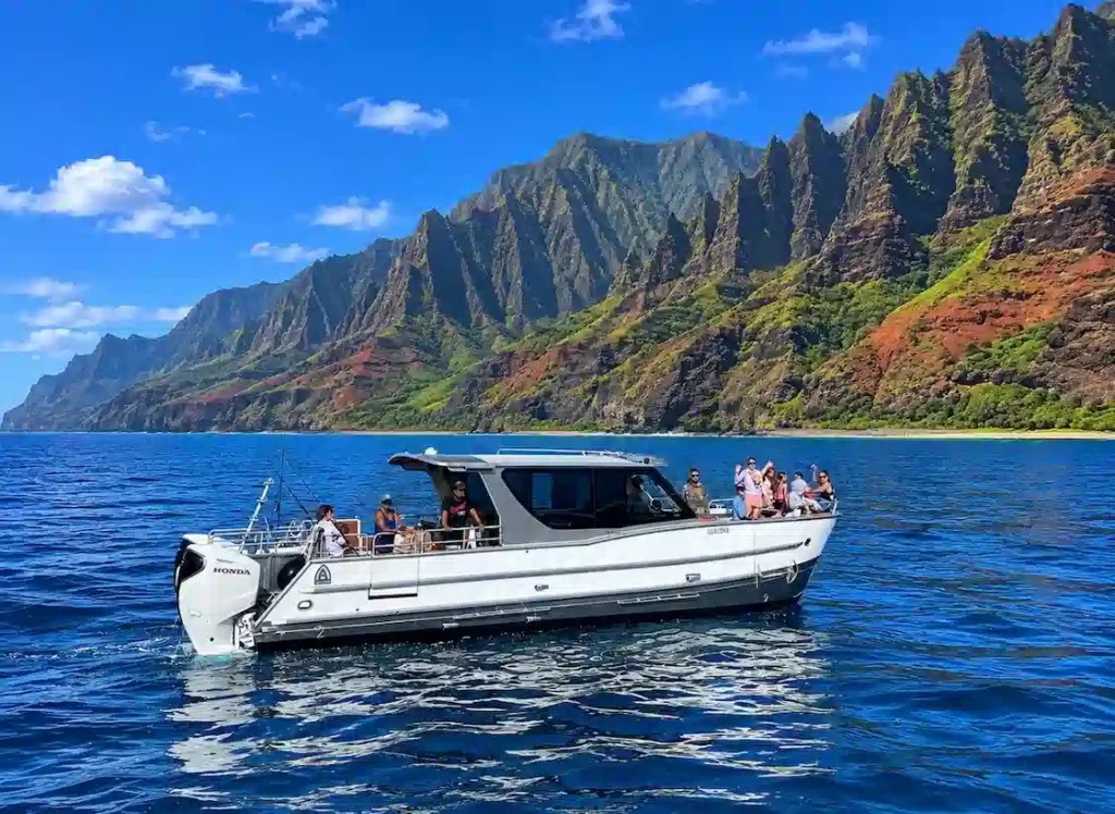 Makana Charters