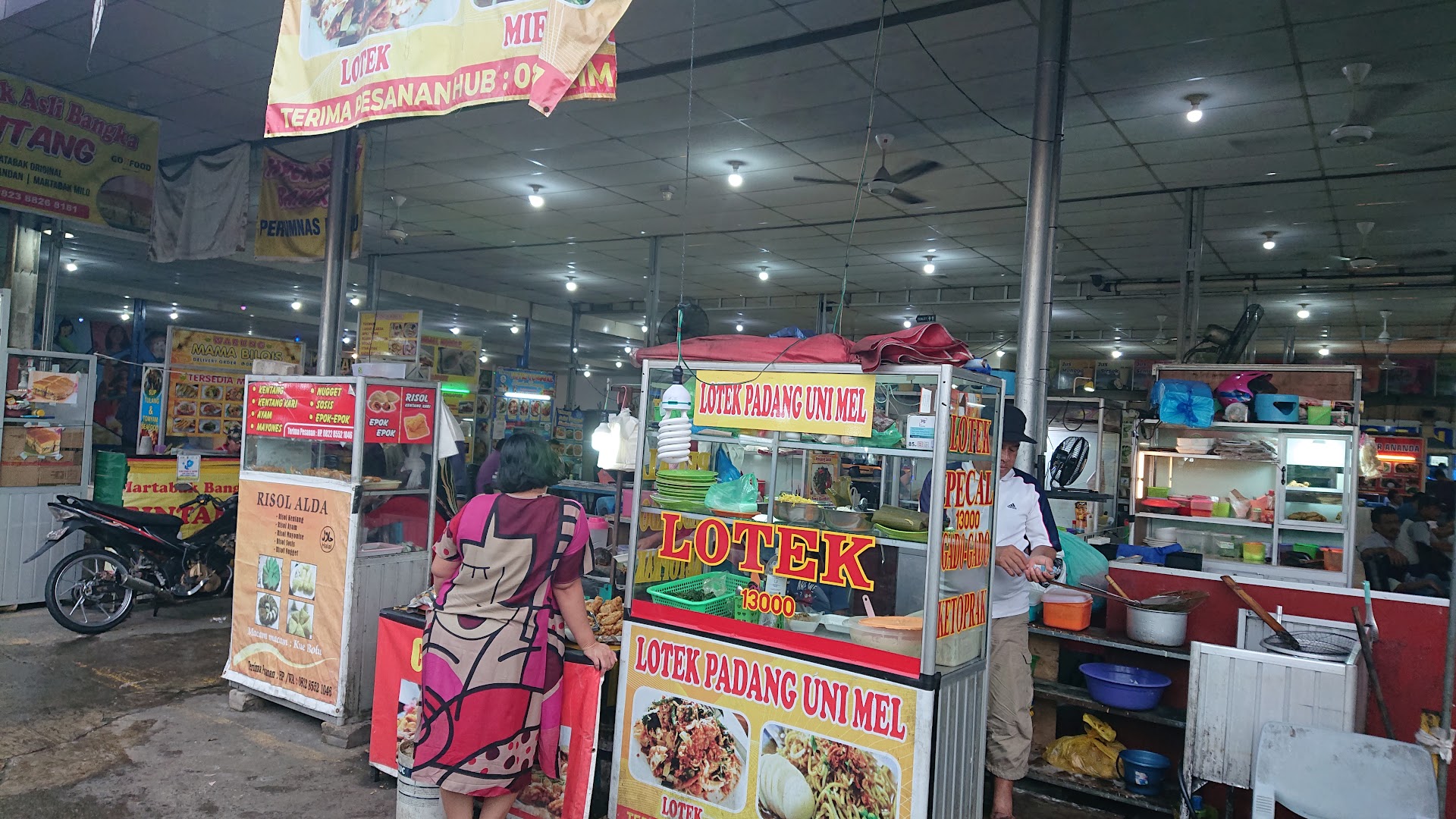 Mustafa Plaza