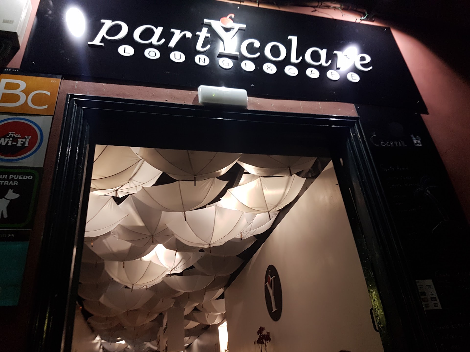 PARTYCOLARE