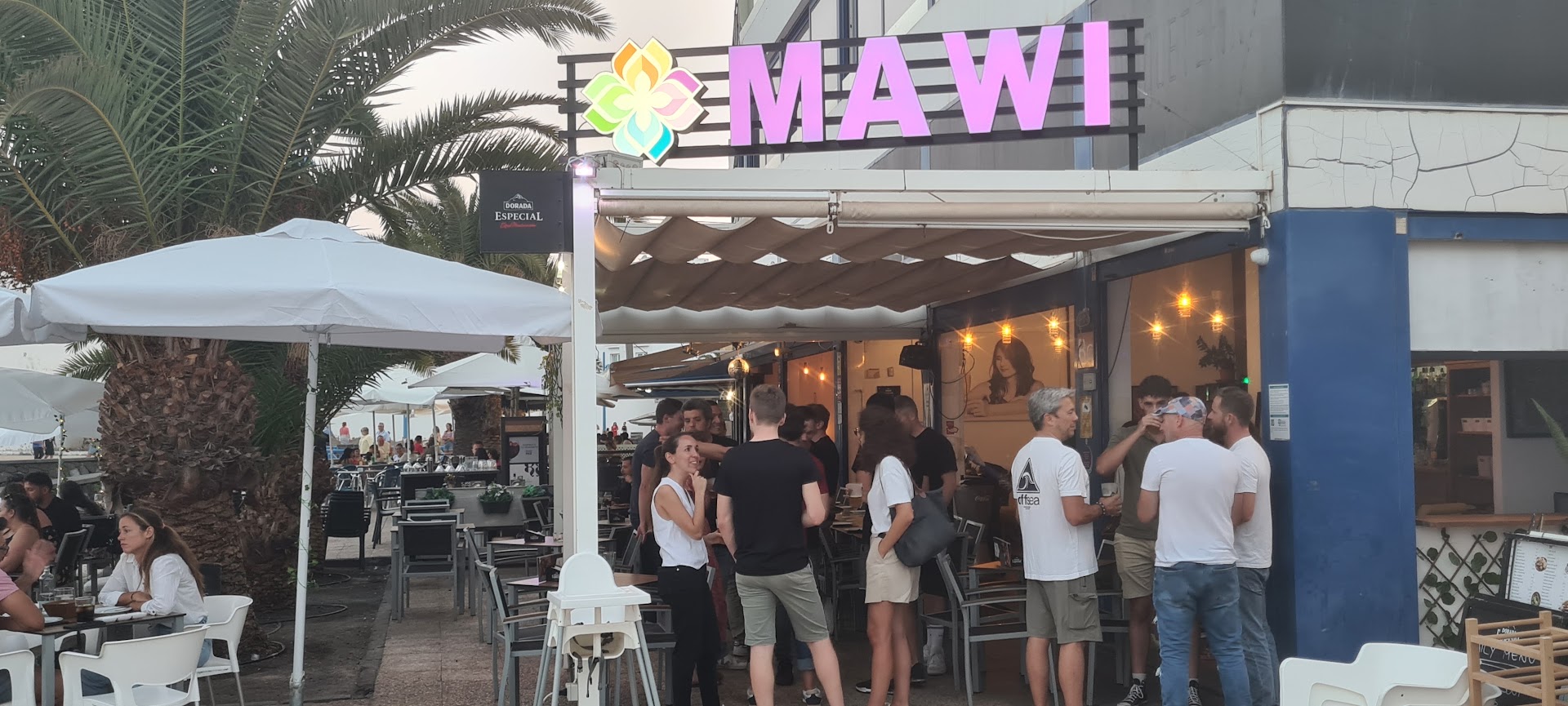 MAWI RESTAURANTE COCKTAIL BAR