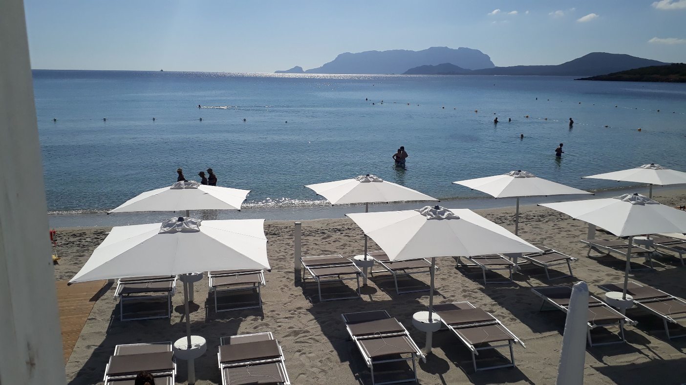 Luna Lughente Beach