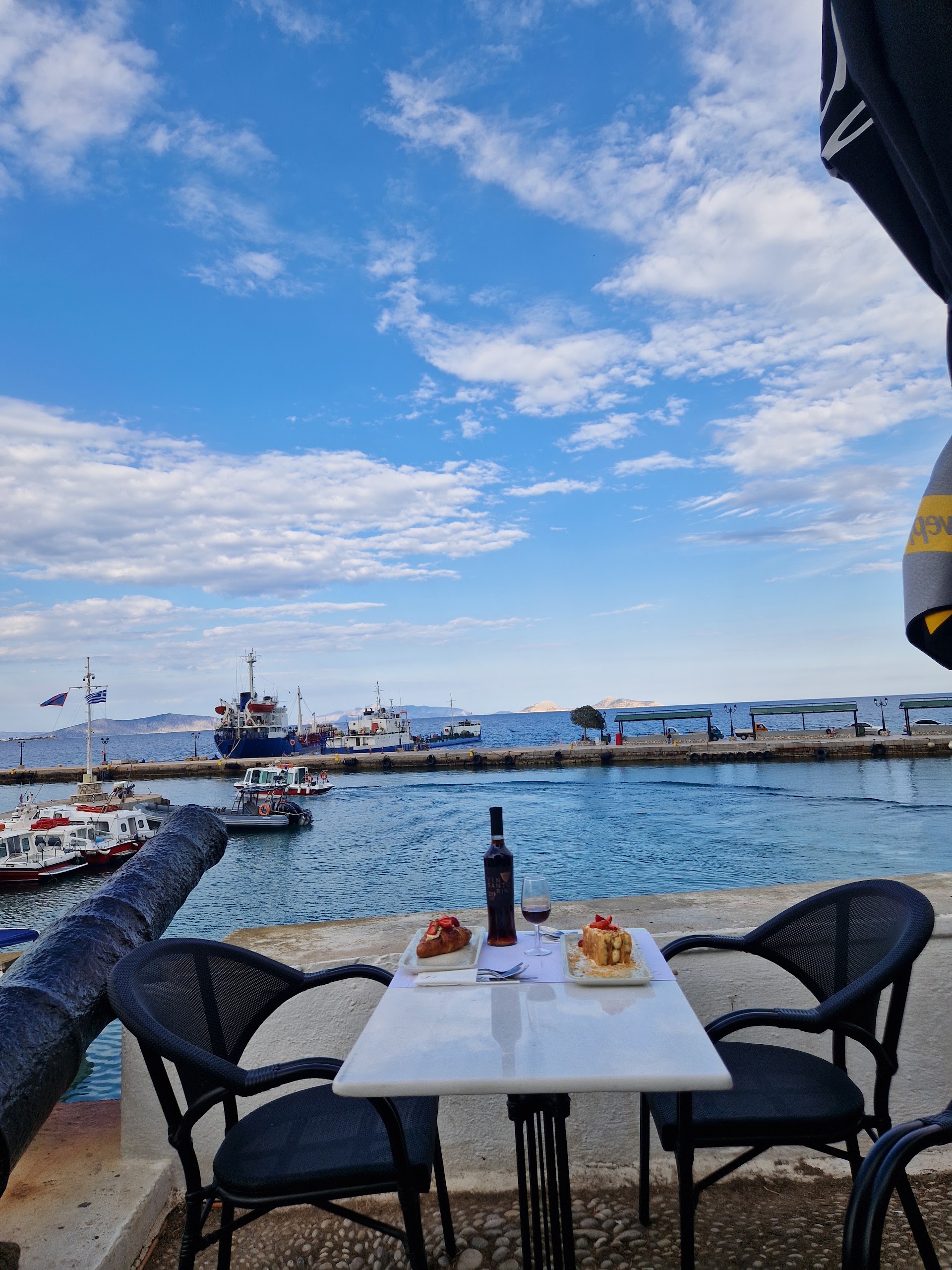 Spetses all day wine & deli