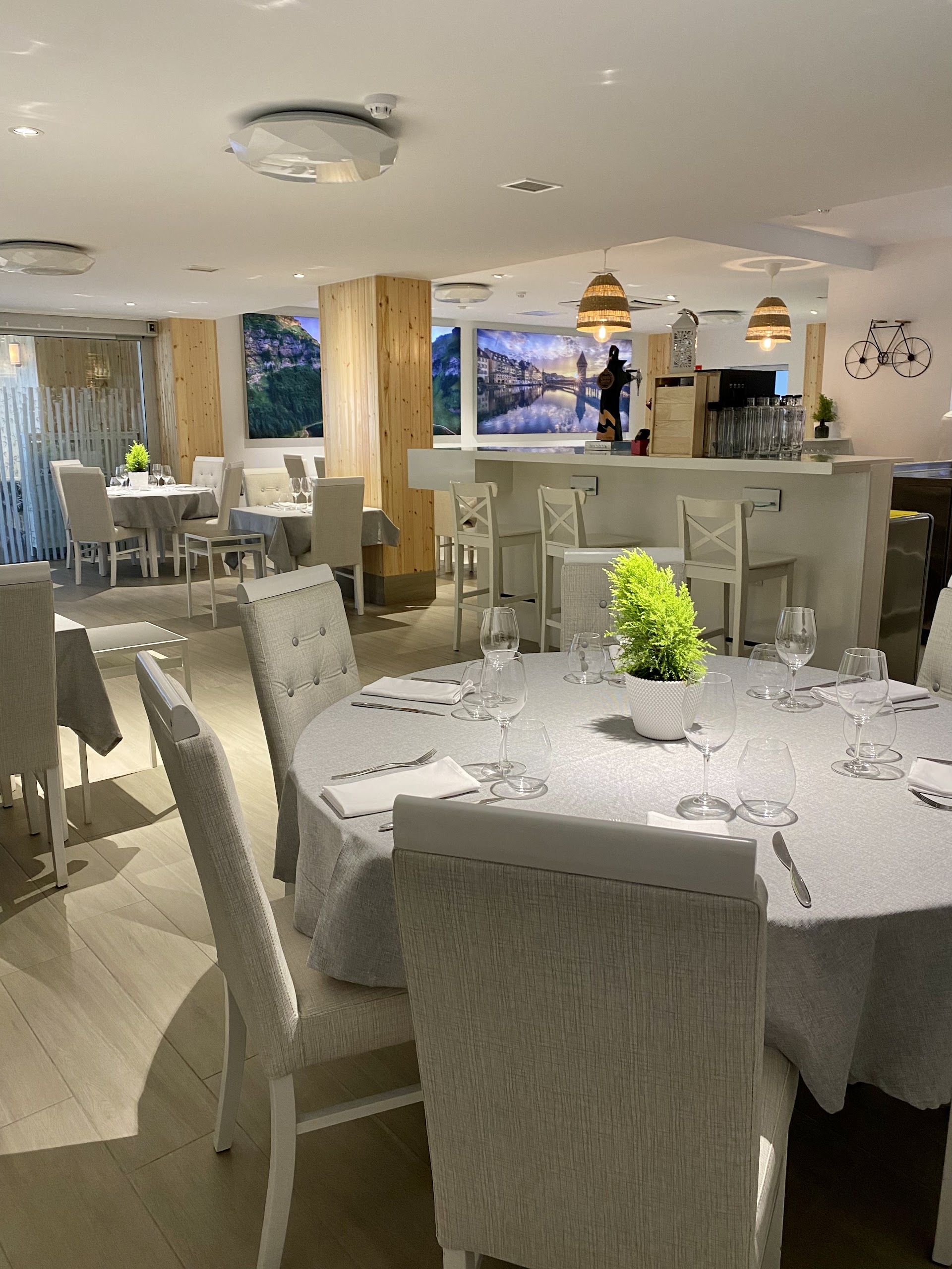 Dreams Restaurant Bar