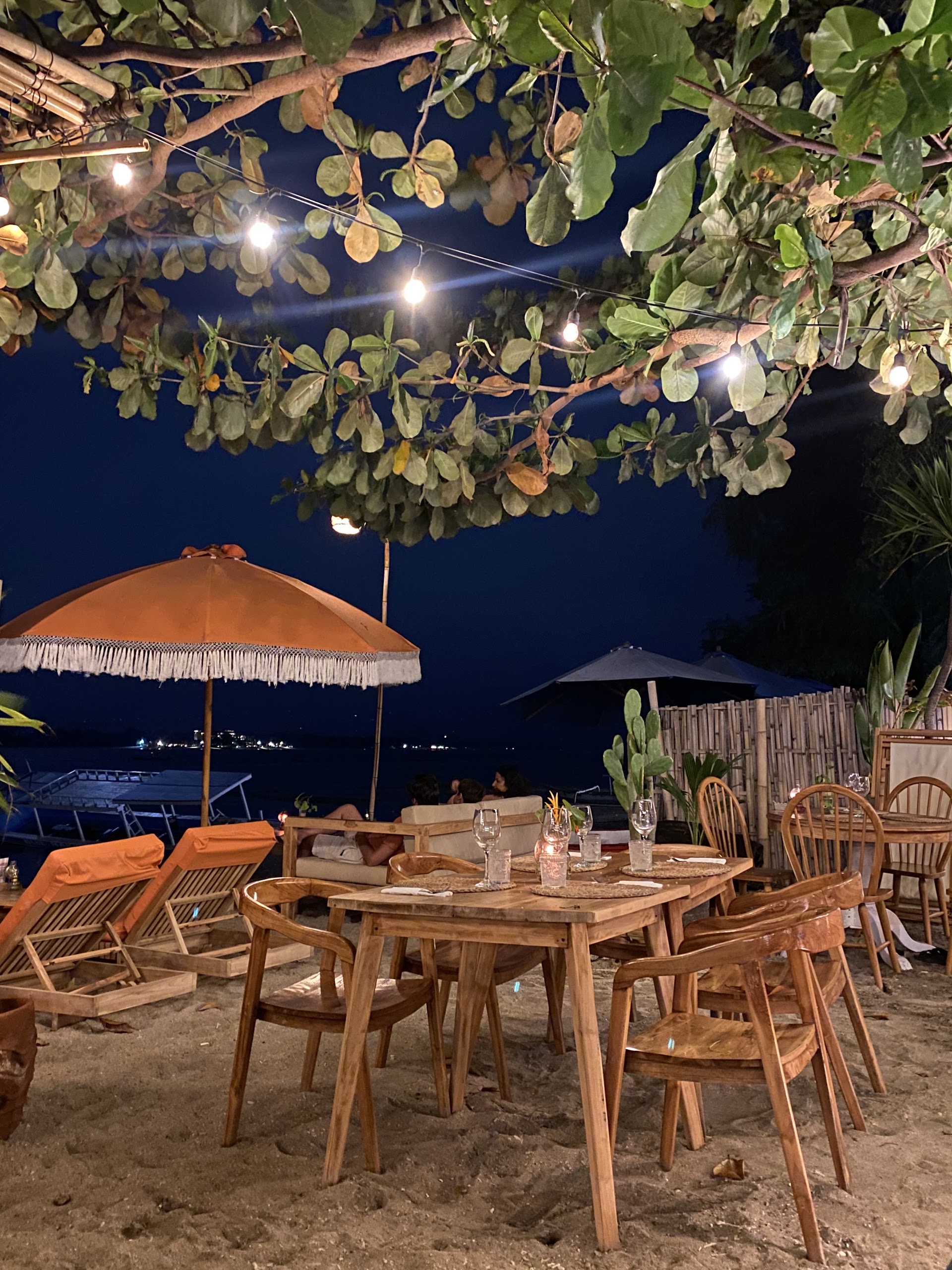 Bambu Beach