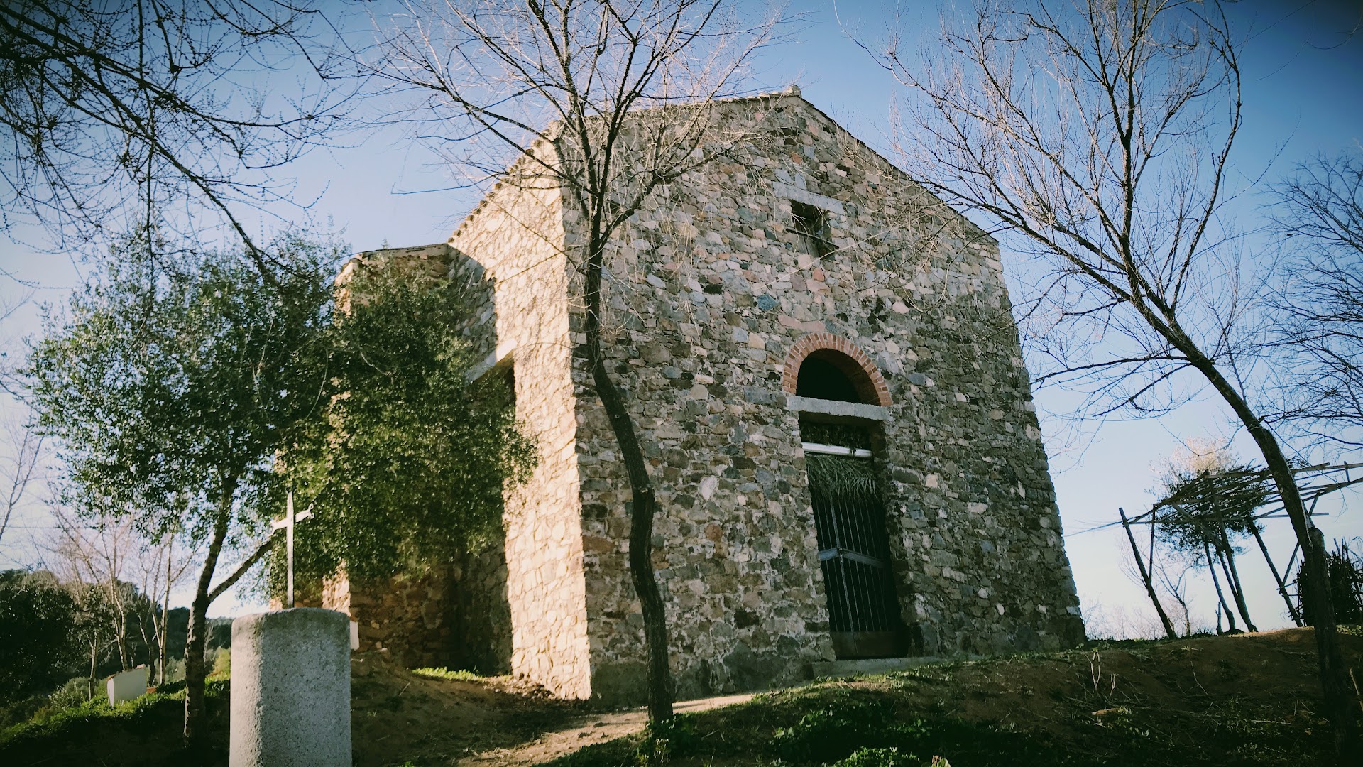 Chiesa campestre di San Leonardo