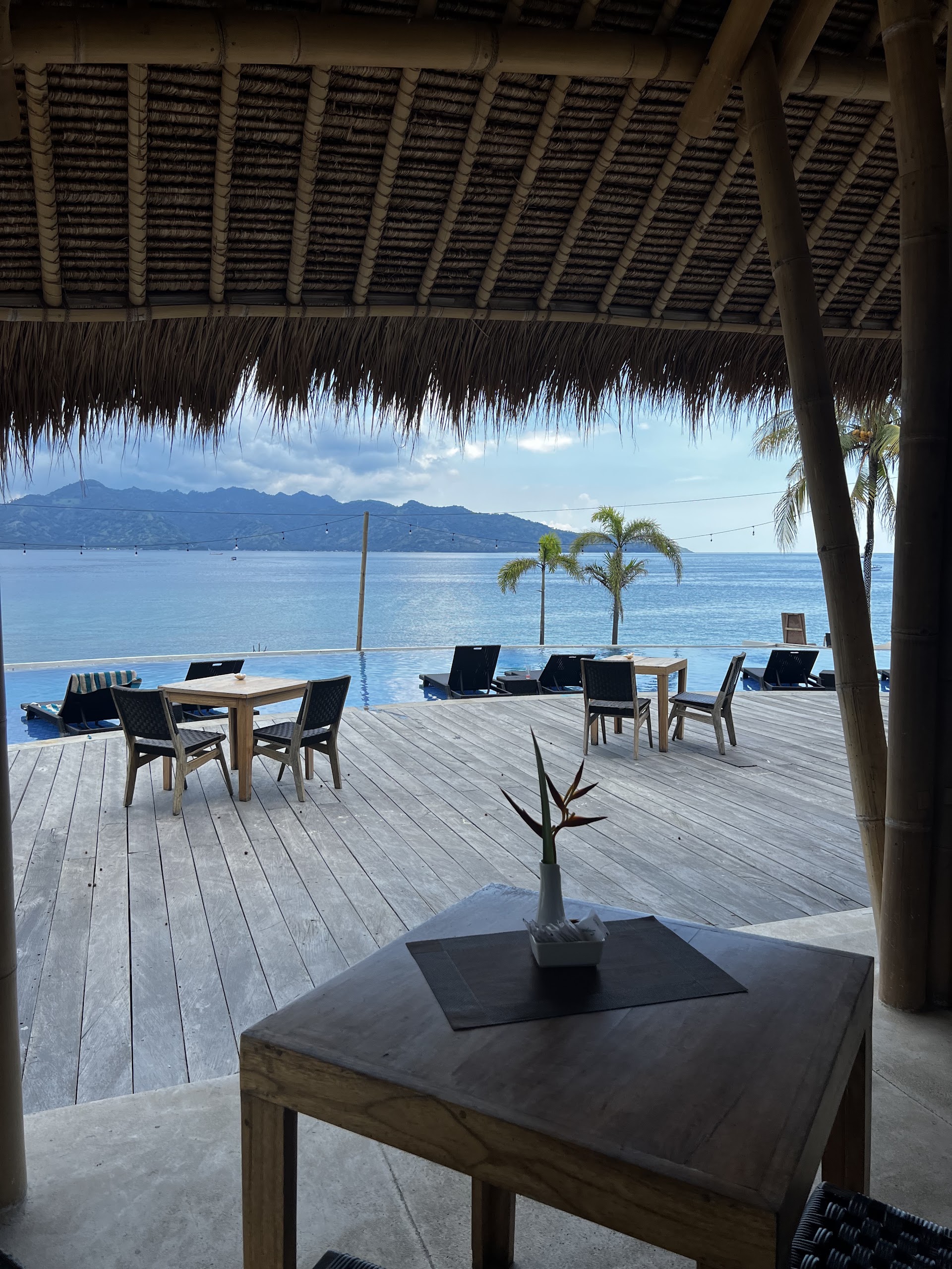 Lagoon Beach Club & Resto