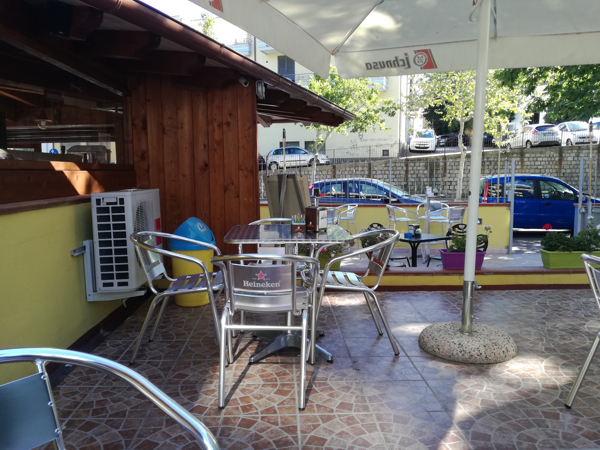 Fantasy Bar